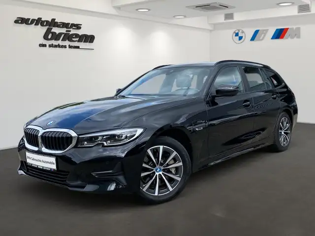 BMW 330 e Touring Advantage DAB LED WLAN Tempomat