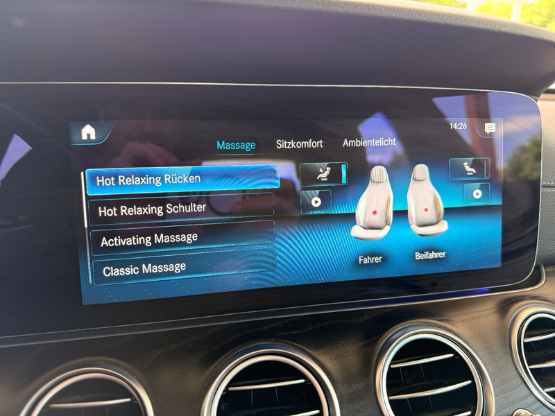 Mercedes-Benz E 400 D Limousine 4M Exclusive I Massage I PANO — photo 8