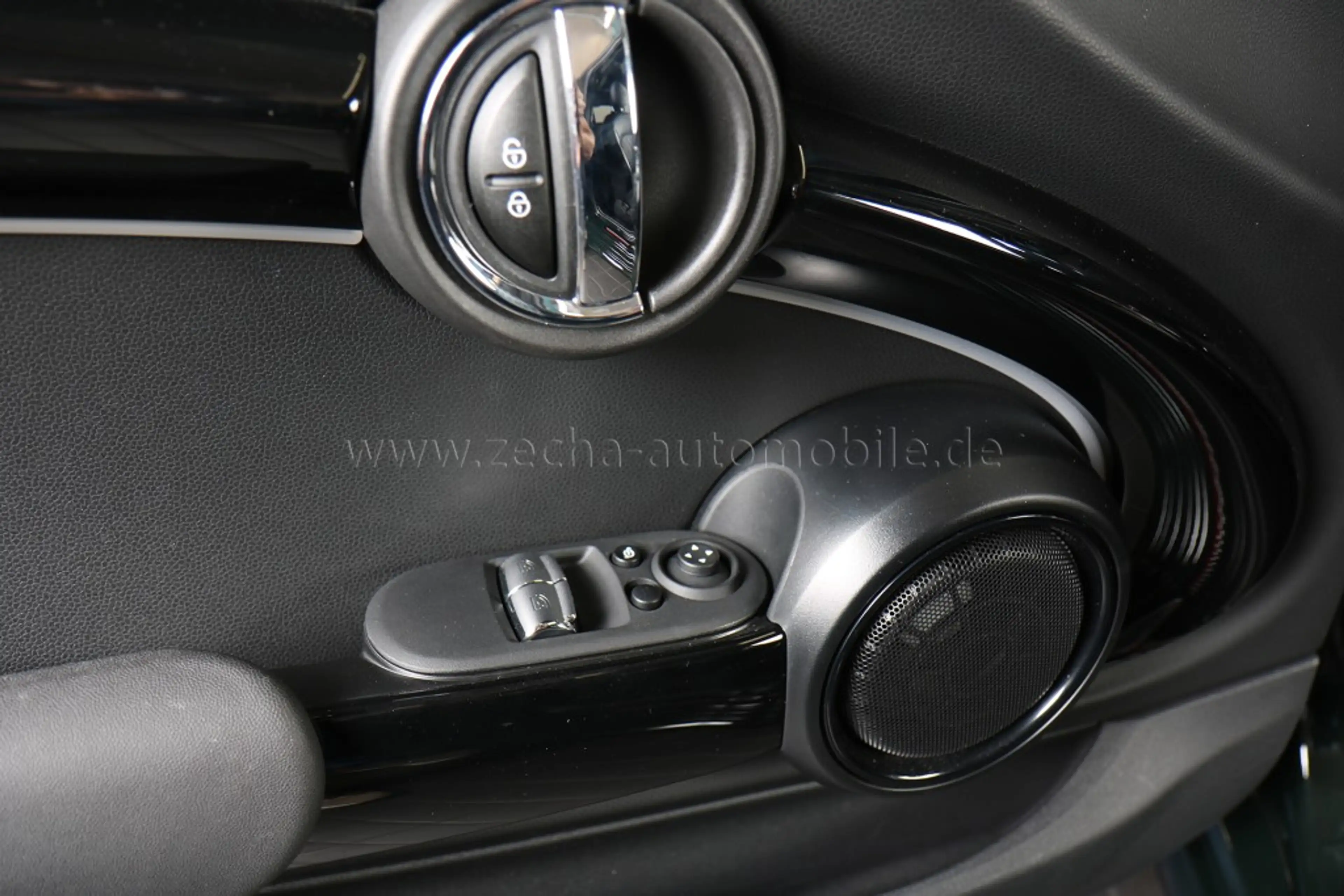 MINI John Cooper Works Panod.ACC.adapLED.RFK.DAB.H K — photo 4