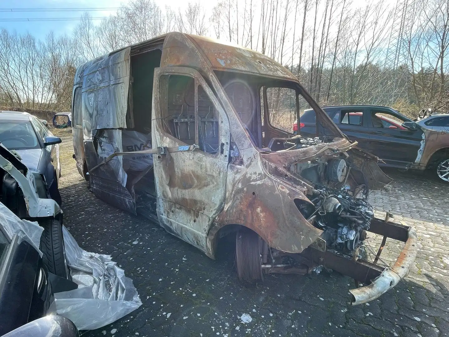 Mercedes-Benz Sprinter 317 CDI RWD L2 (907.633) Automatik Nero - 2