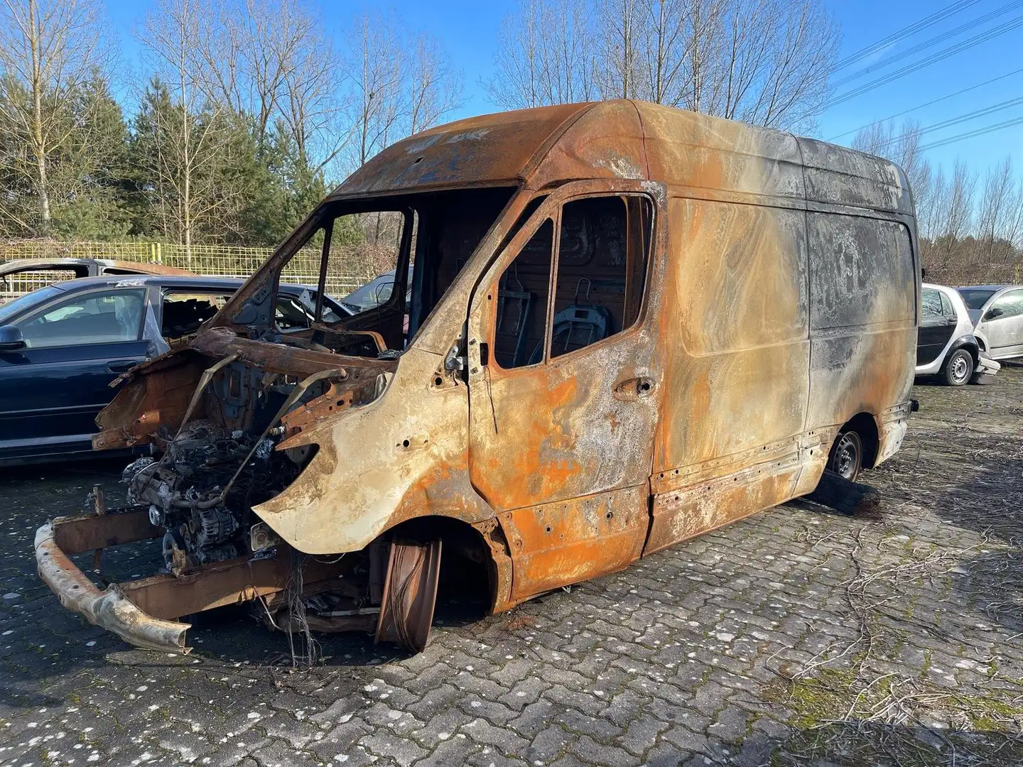 Mercedes-Benz Sprinter 317 CDI RWD L2 (907.633) Automatik Nero - 1