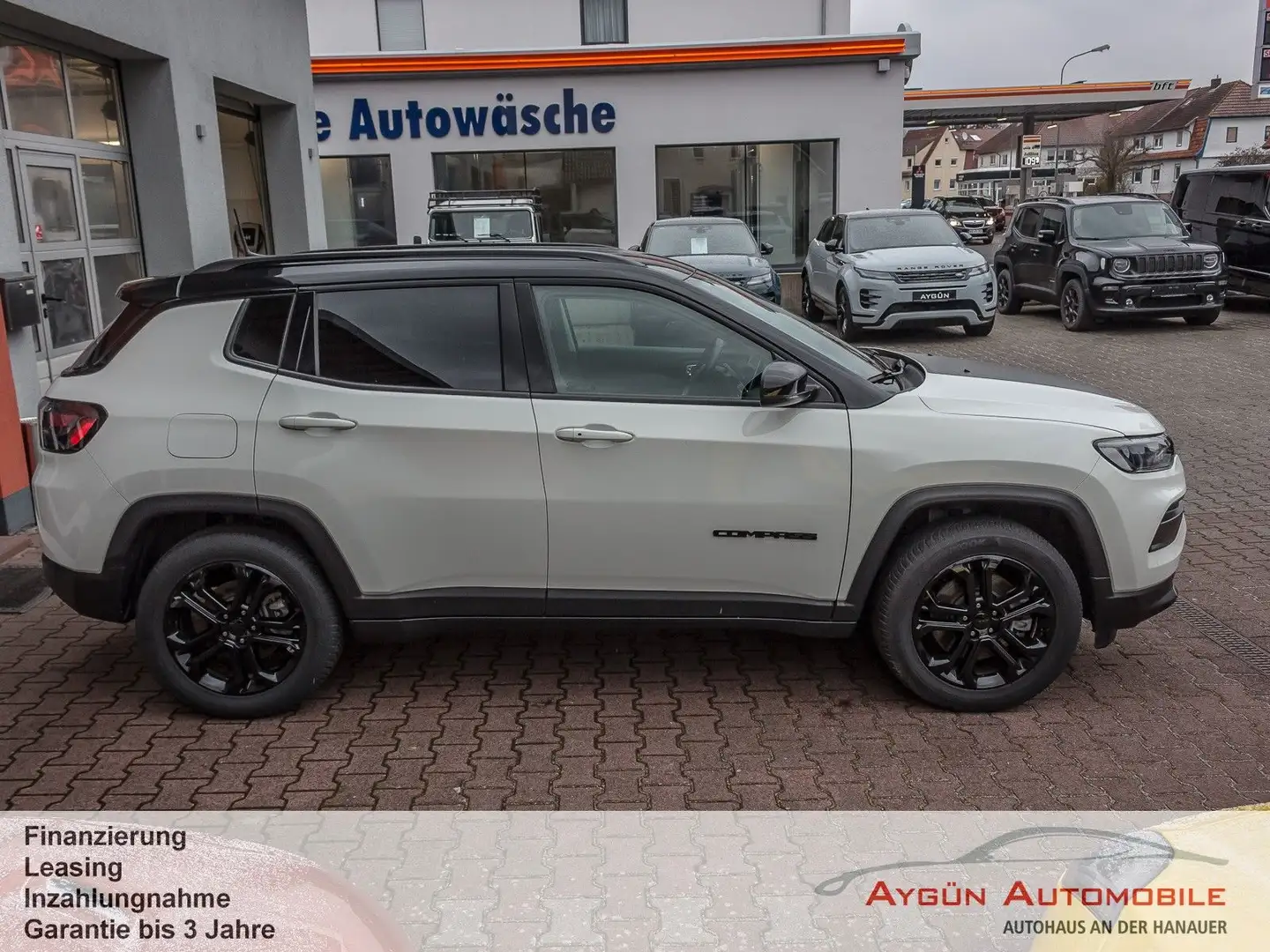 Jeep Compass COMPASS 1.3l PHEV 177kW Upland SONDERZINS 4,99%! Blanc - 2