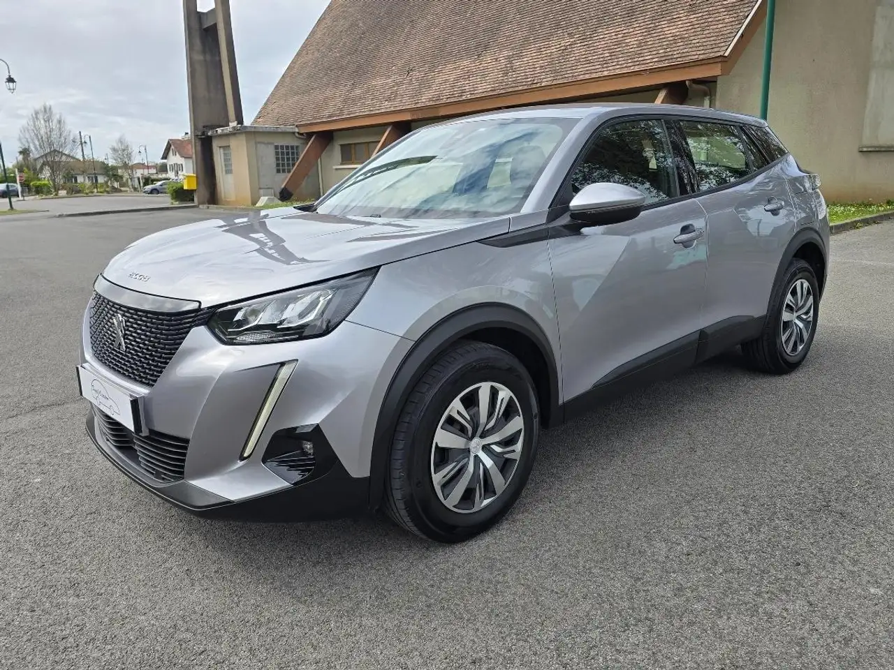 Peugeot 2008 GENERATION-II 1.5 BLUEHDI 110 ACTIVE BUS