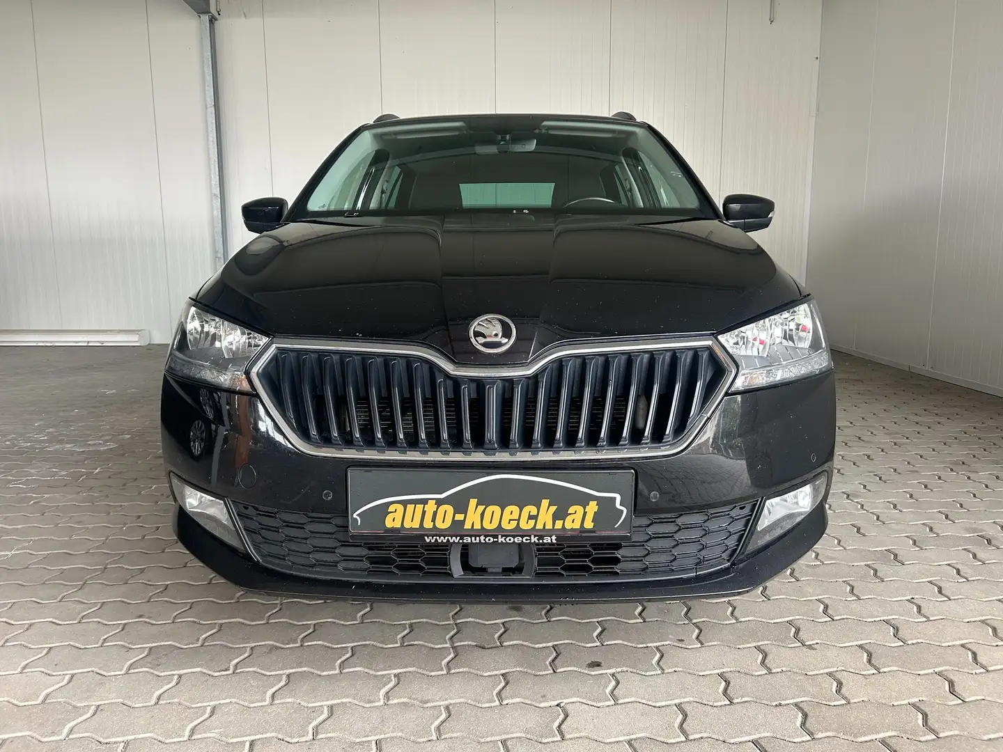 Skoda Fabia Style Schwarz - 2