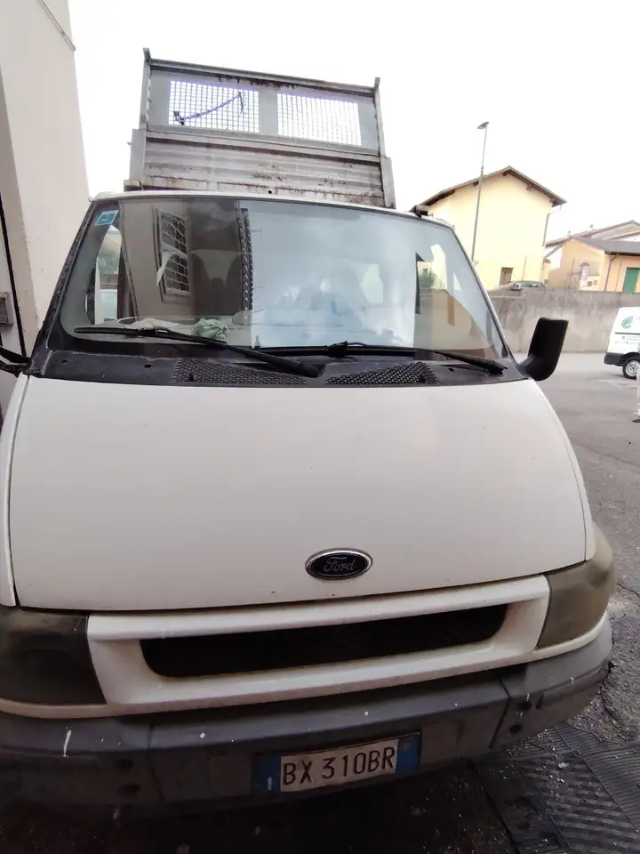 Ford Transit, foto 2