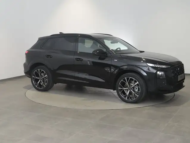 Audi Q3 TFSI quattro 150 kW Ansicht 6