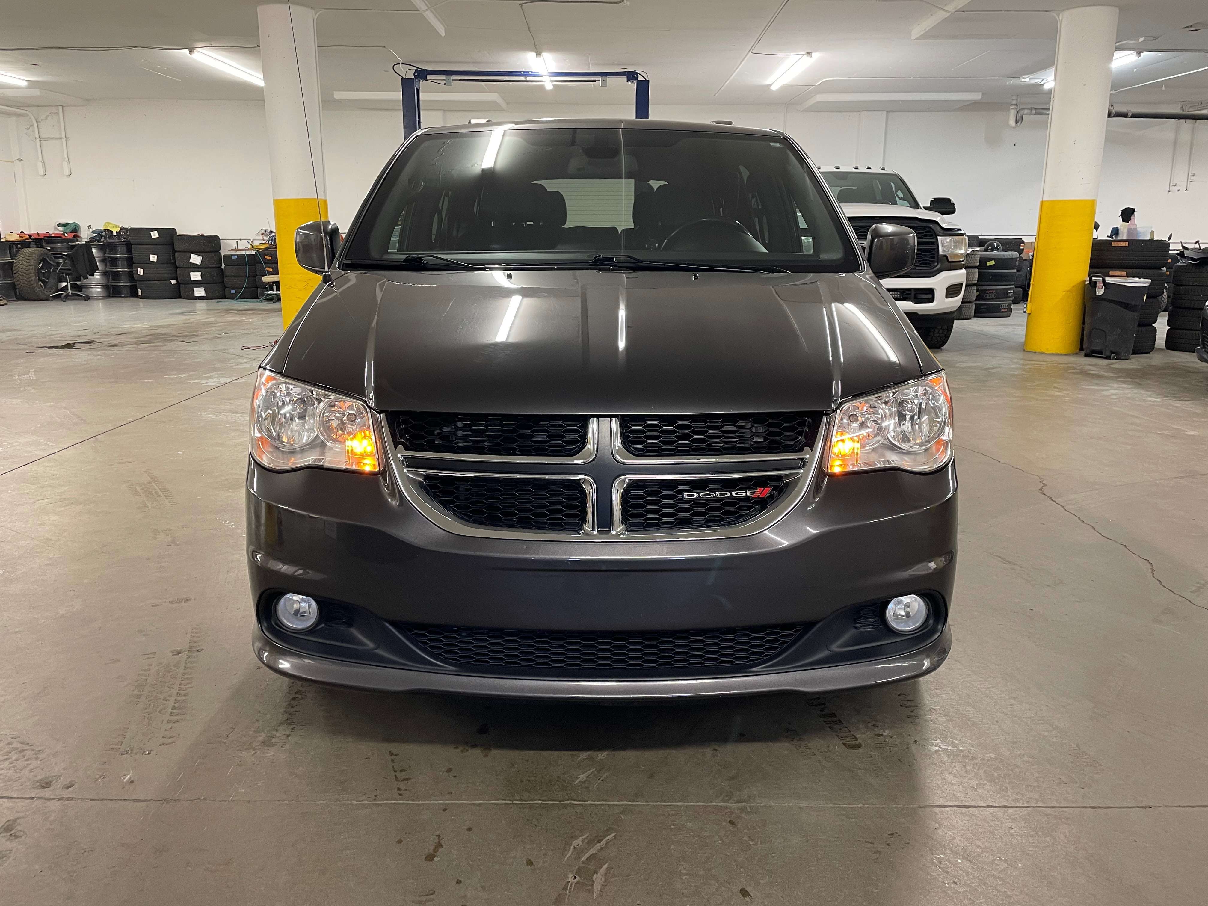 2020 Dodge Grand Caravan Premium Plus LEATHER NAV HEATED SEATS/WHEEL — снимка 1
