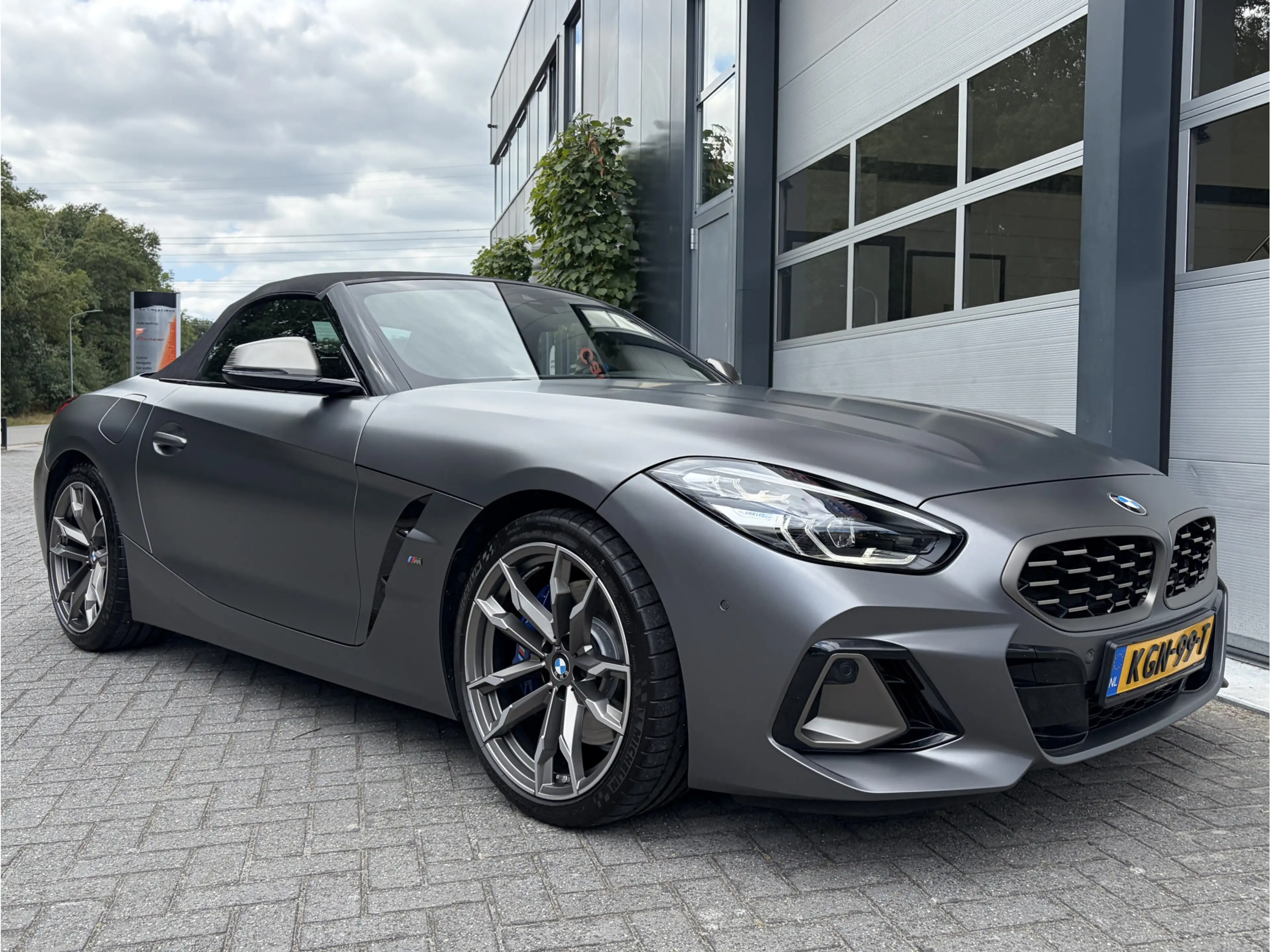BMW Z4 Roadster sDrive20i M-Sport High Executive Frozen G — photo 2