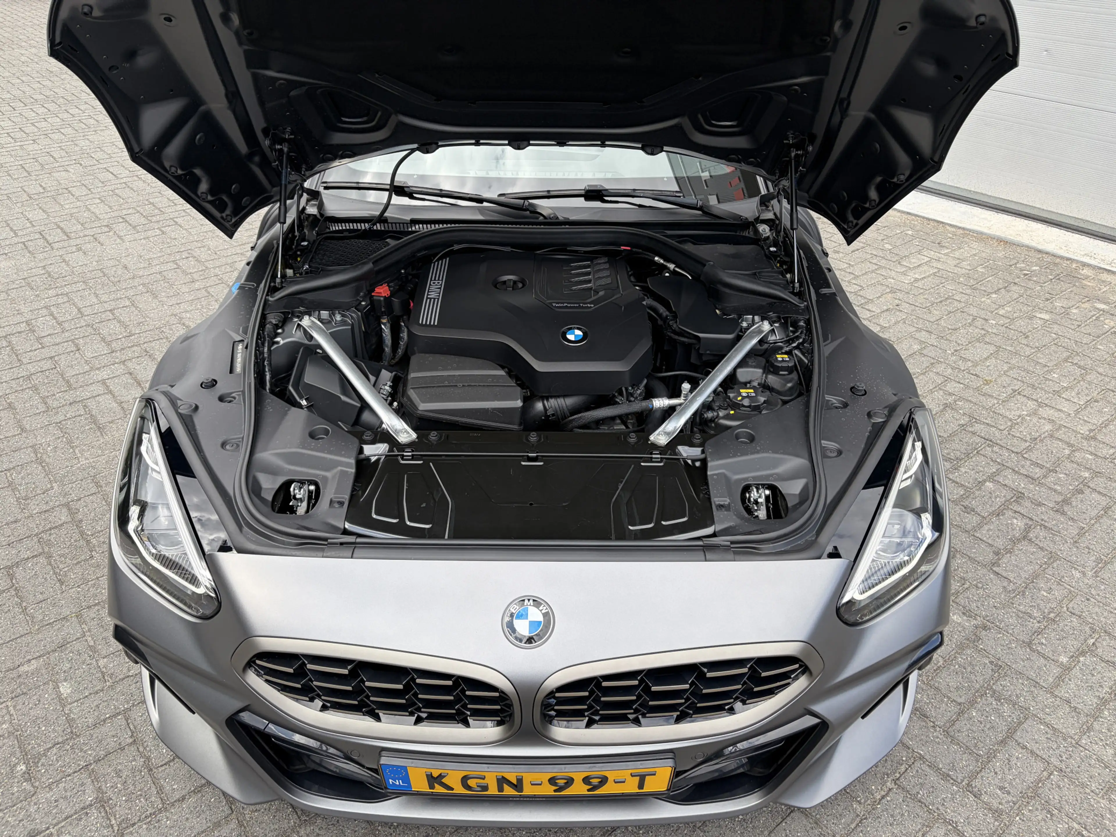 BMW Z4 Roadster sDrive20i M-Sport High Executive Frozen G — photo 38