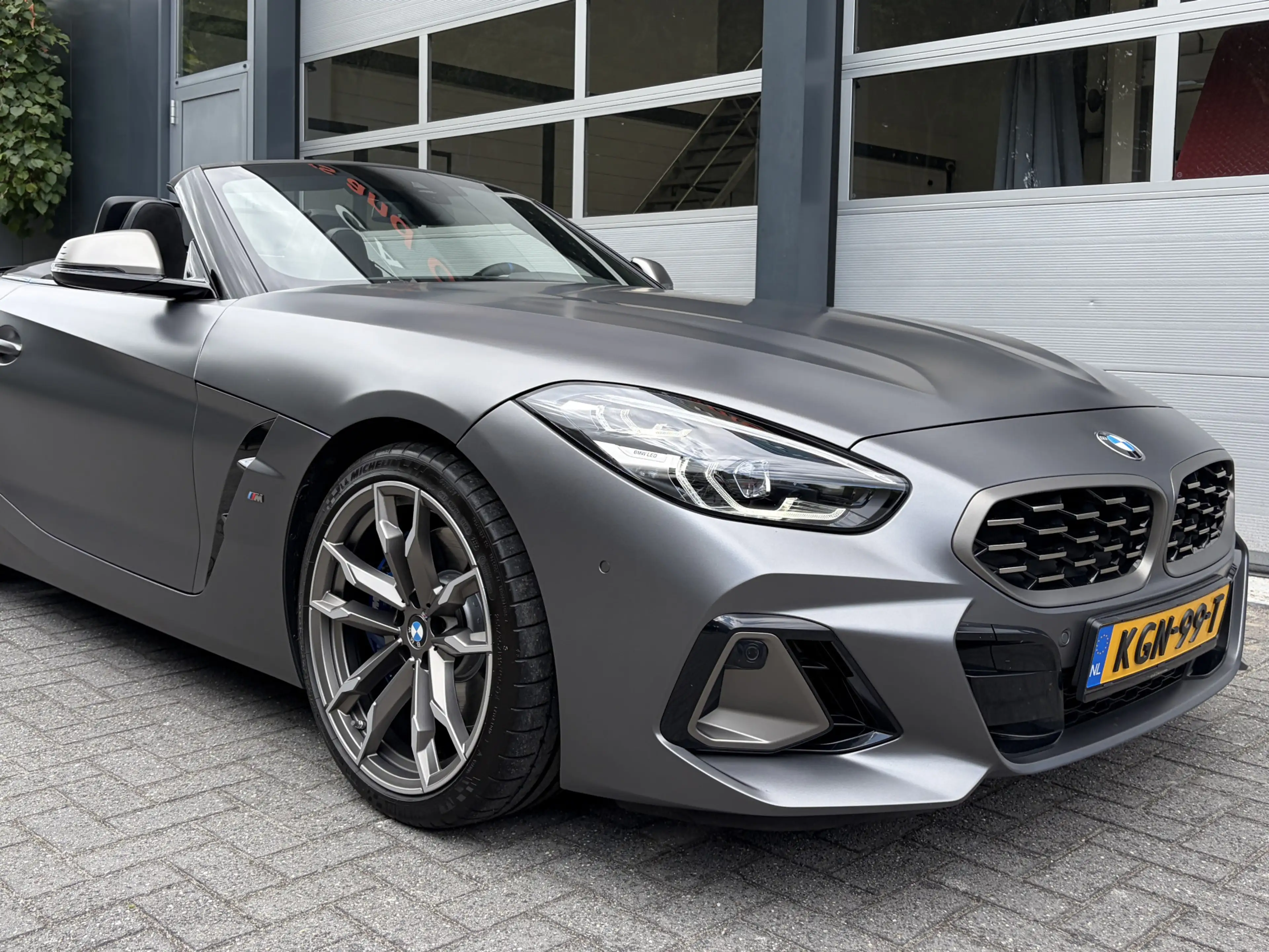 BMW Z4 Roadster sDrive20i M-Sport High Executive Frozen G — photo 35