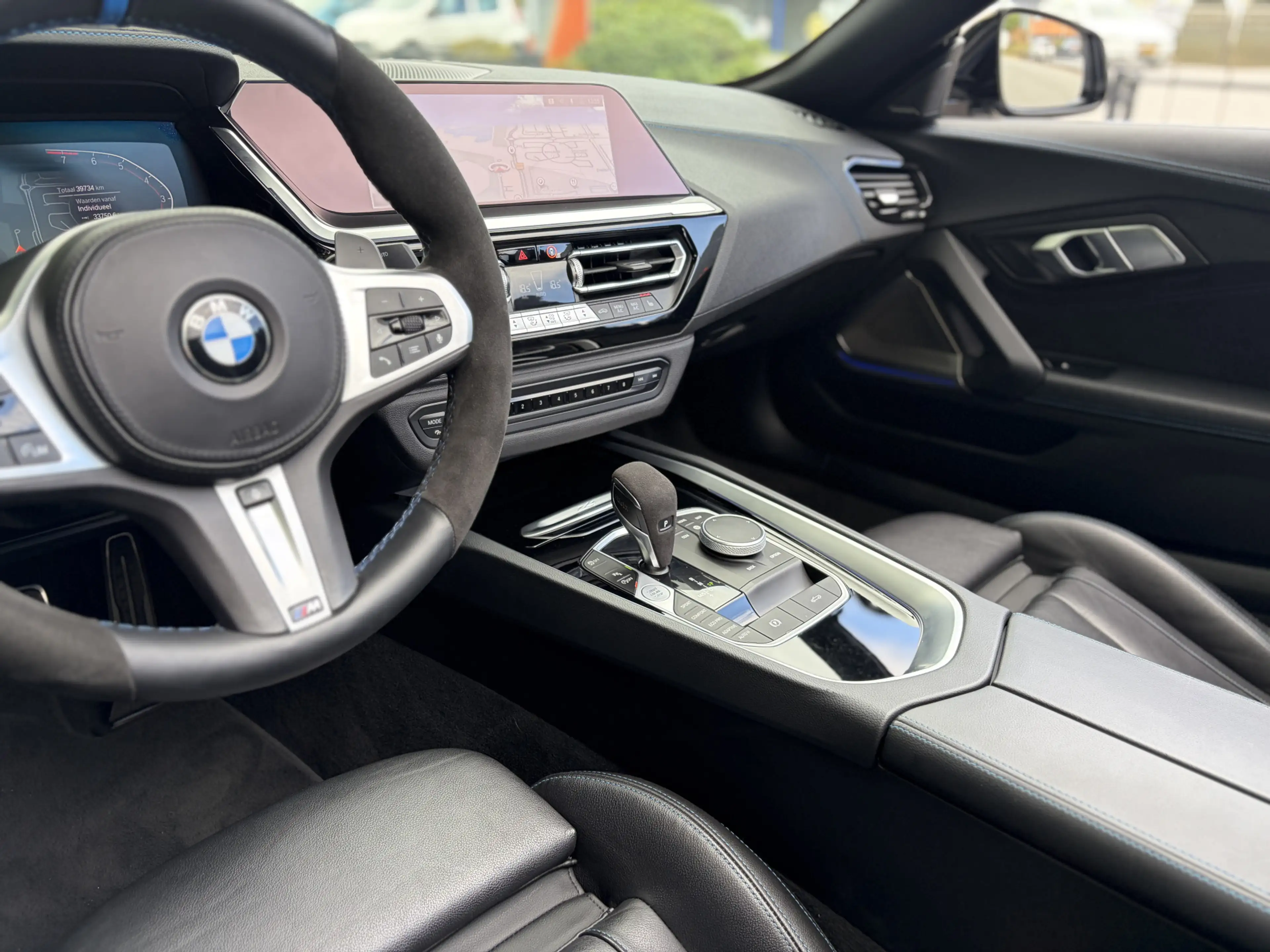 BMW Z4 Roadster sDrive20i M-Sport High Executive Frozen G — photo 41