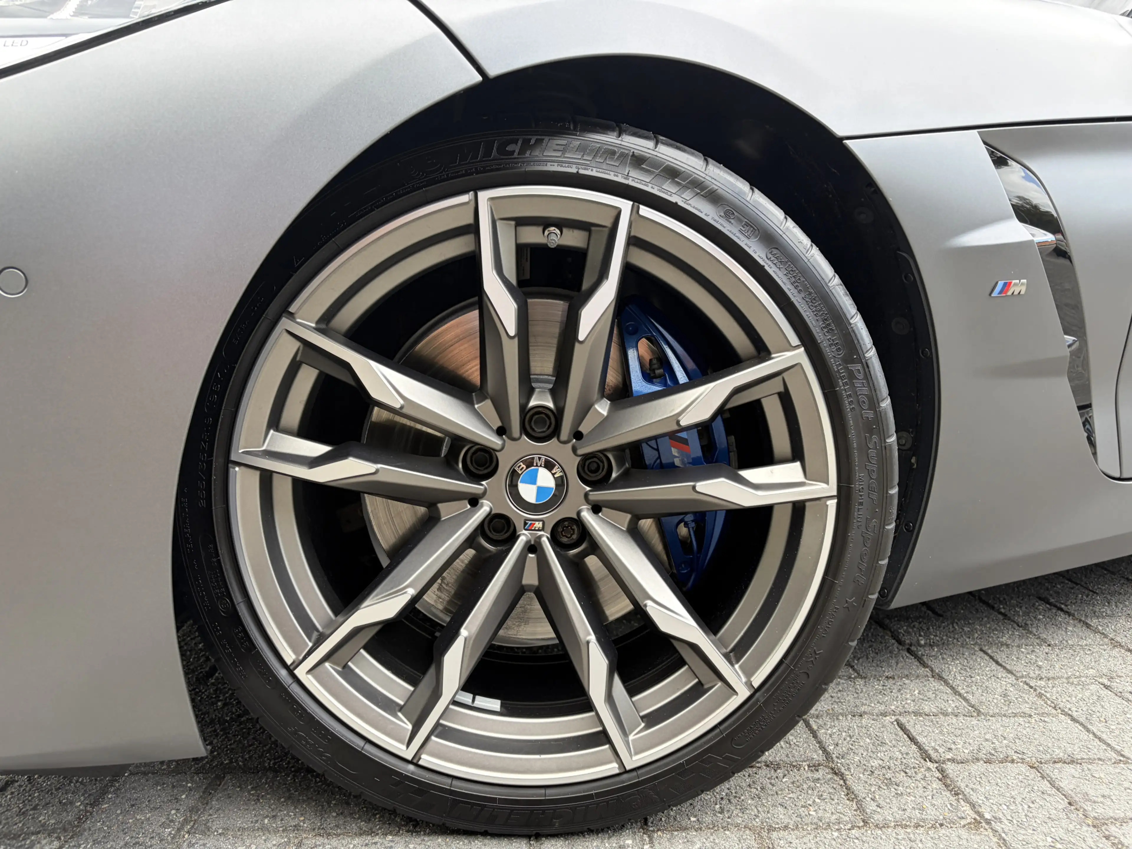 BMW Z4 Roadster sDrive20i M-Sport High Executive Frozen G — photo 10