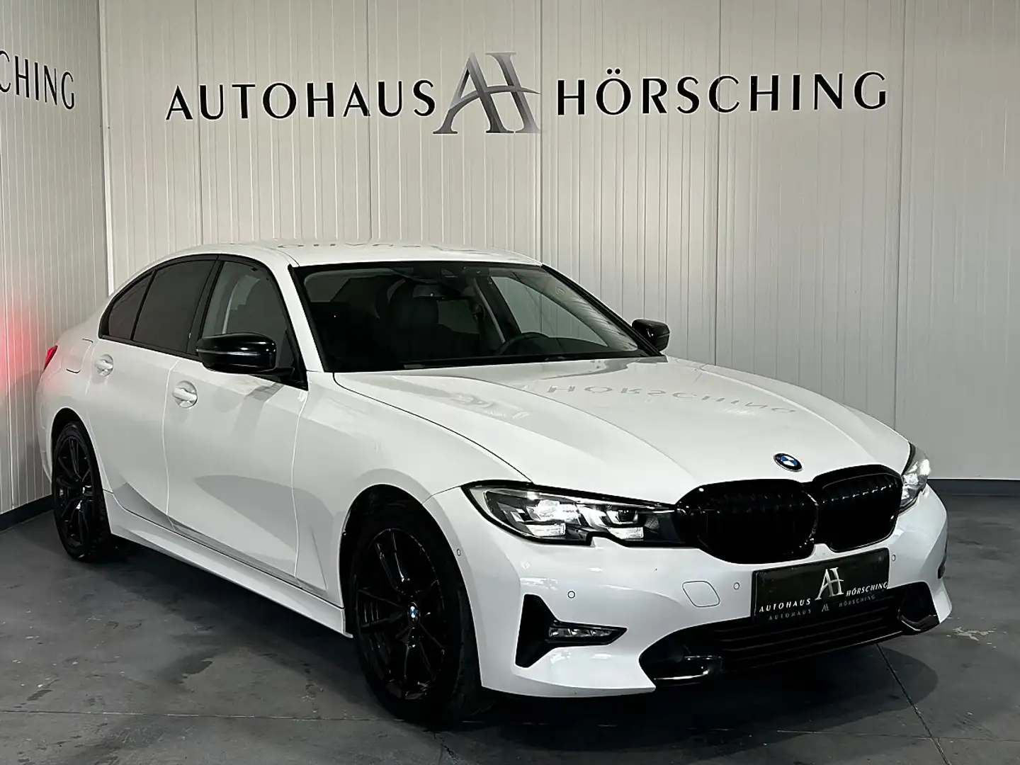 BMW 318 d Aut. Weiß - 1