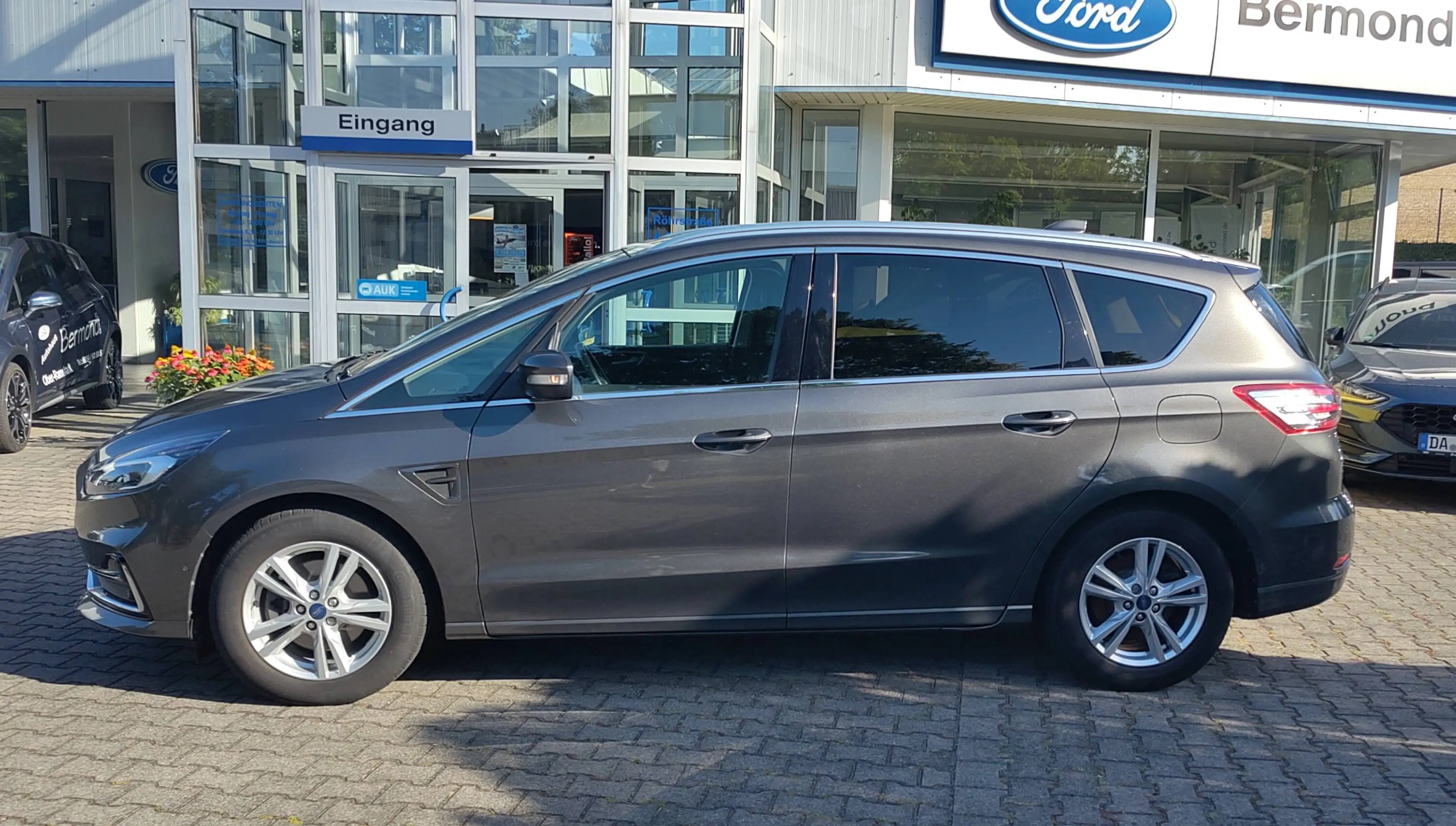 Ford S-Max Titanium