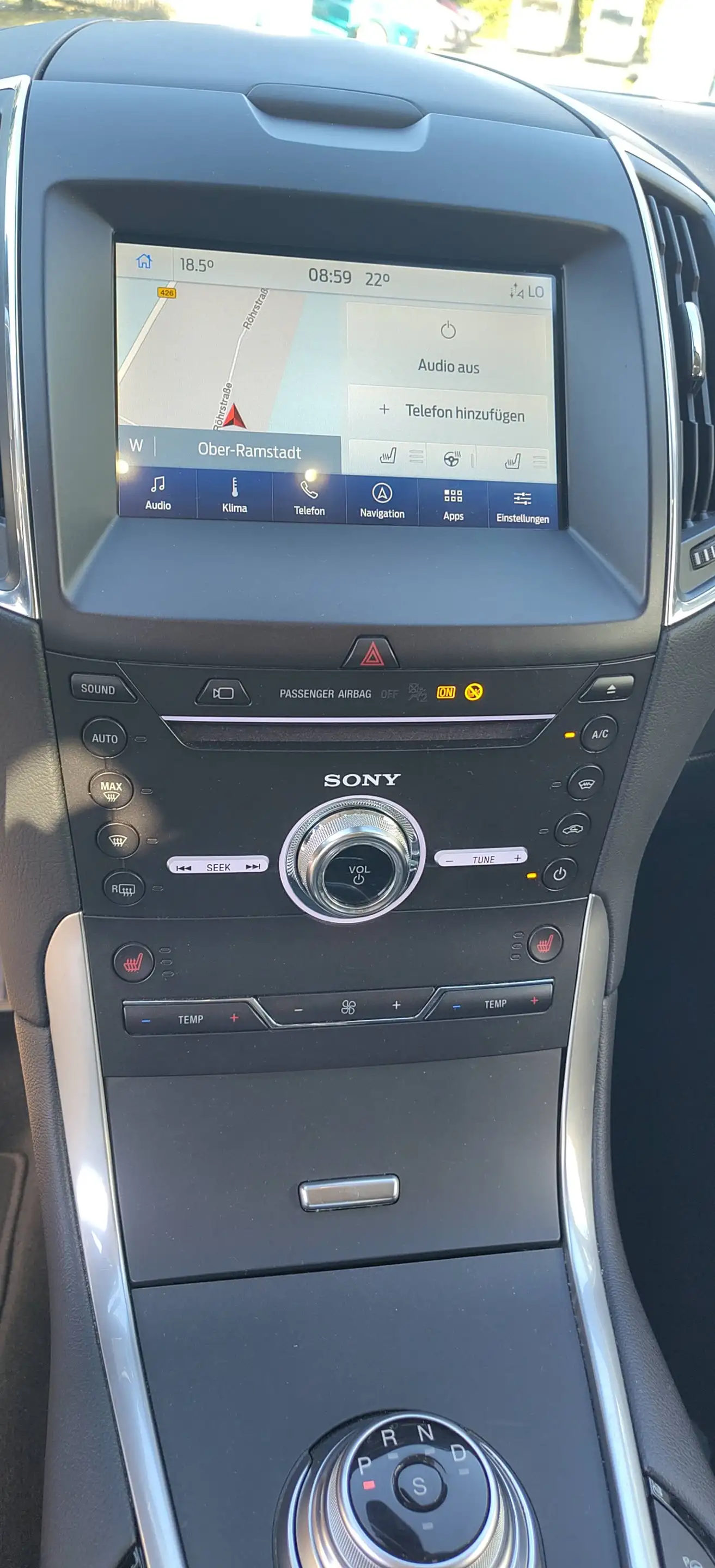 Ford S-Max Titanium — photo 10
