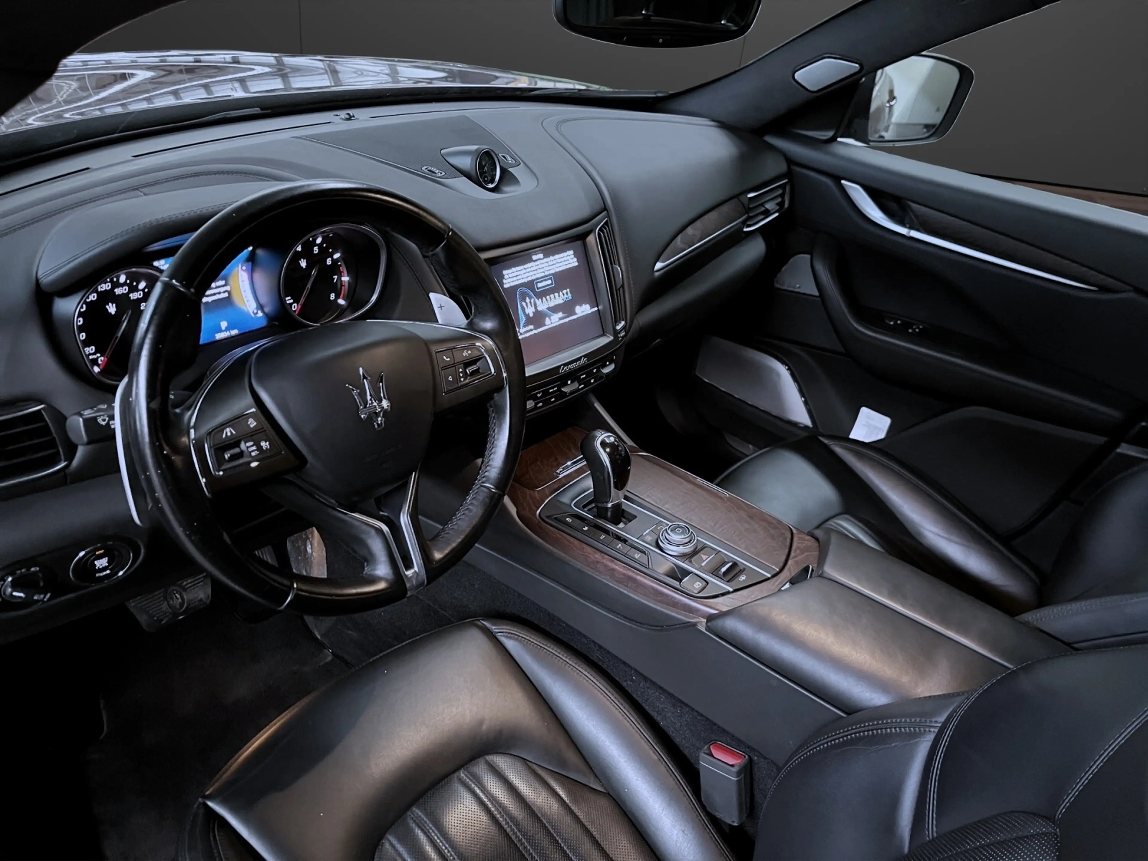Maserati Levante SQ4*Vollausstattung* — photo 15