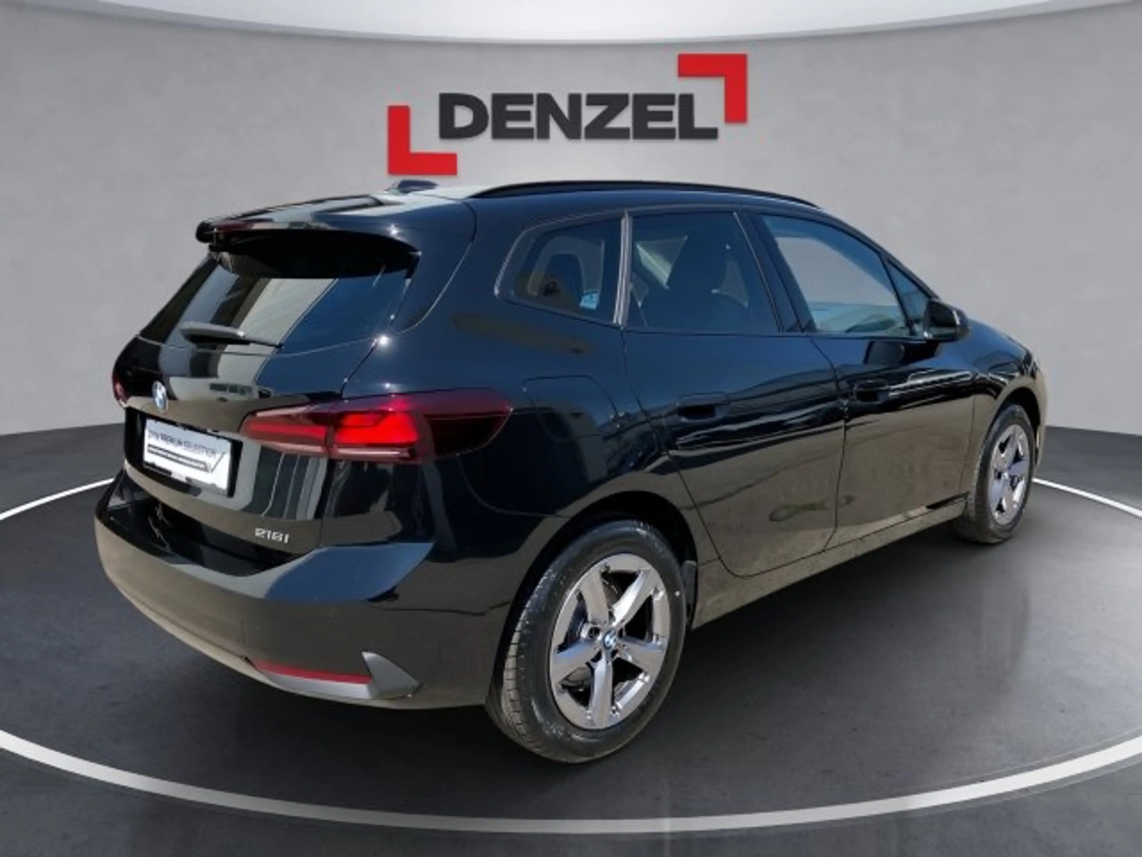 BMW 216 i Active Tourer U06 — photo 4