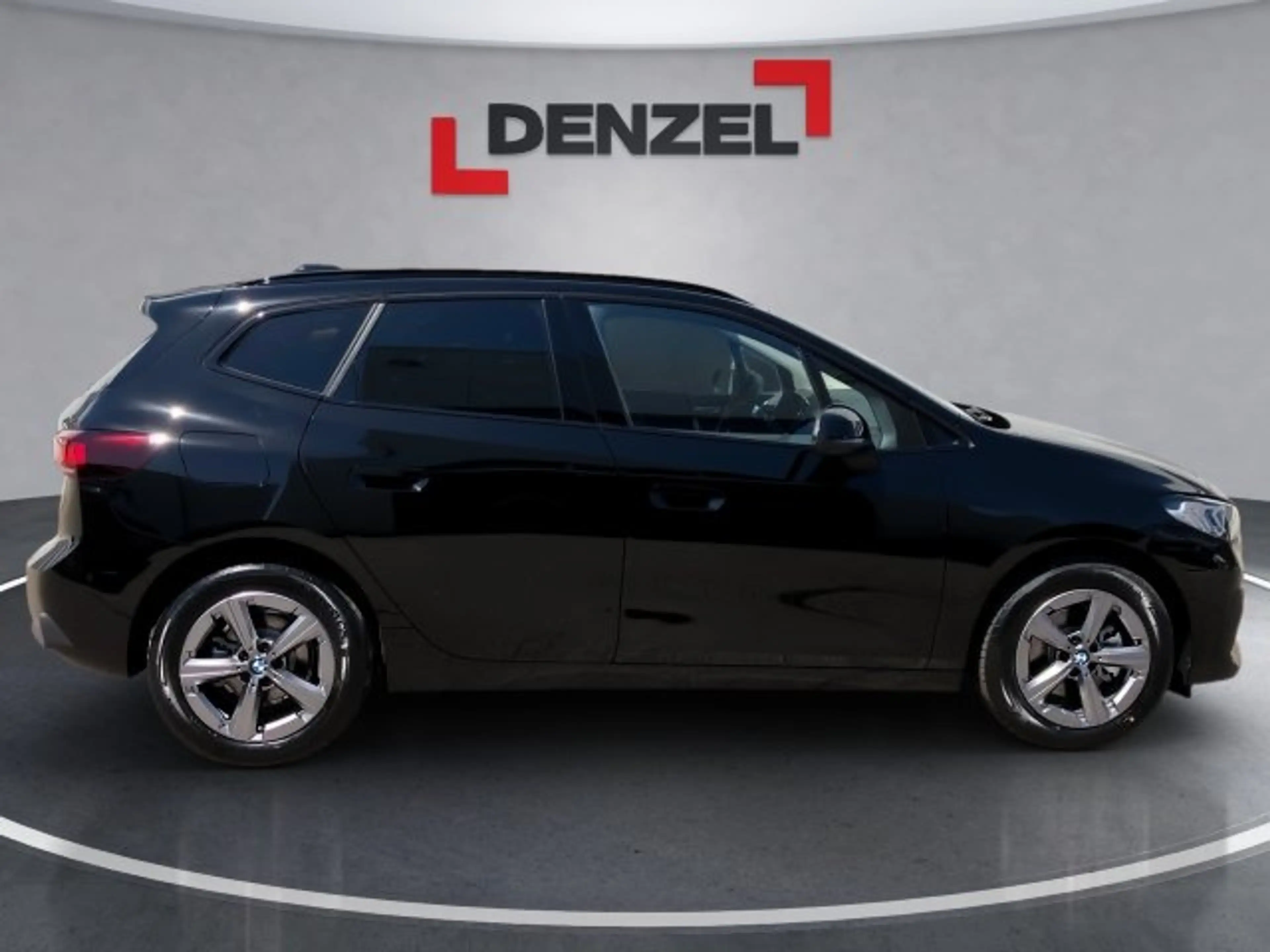 BMW 216 i Active Tourer U06 — photo 5