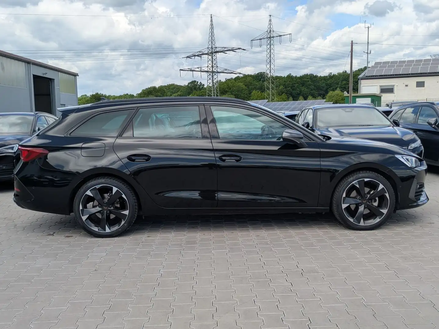 CUPRA Leon 1.5 eTSI DSG MATRIX-LED*ACC*APP*KAMERA*18" Negro - 2