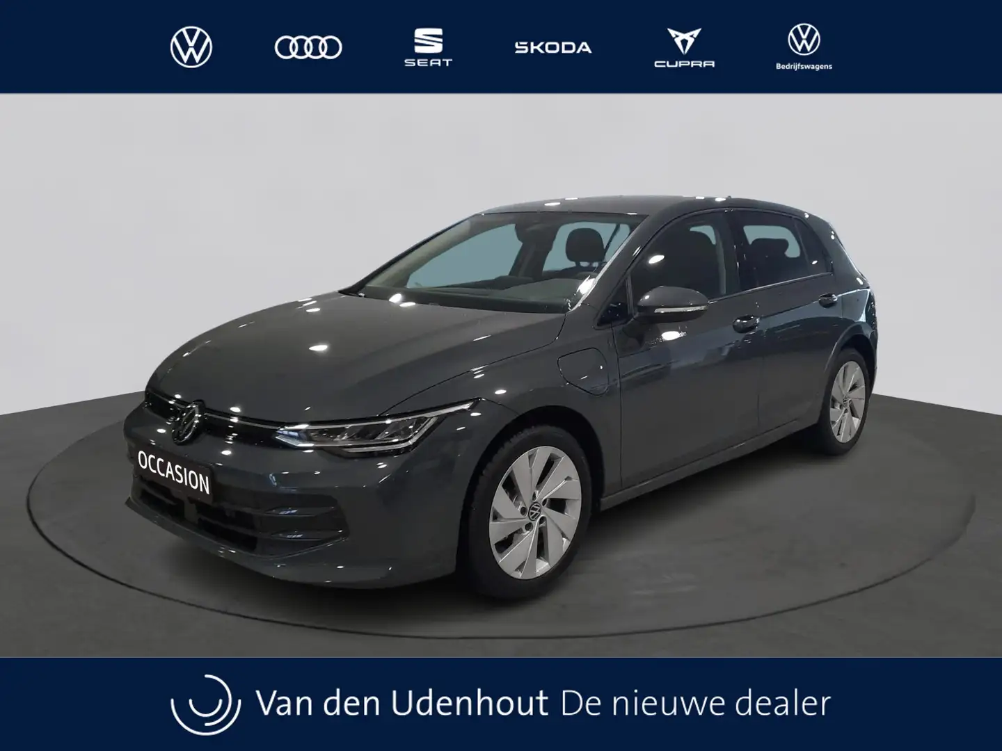 Volkswagen Golf 1.5 eHybrid Life Edition | Navi | App Connect Grijs - 1