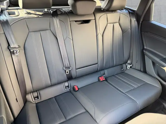 Audi SQ6 E-Tron view 14