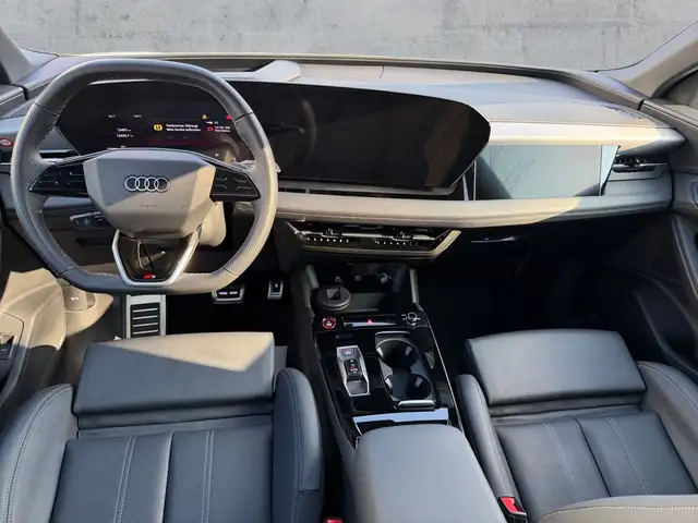 Audi SQ6 E-Tron view 9