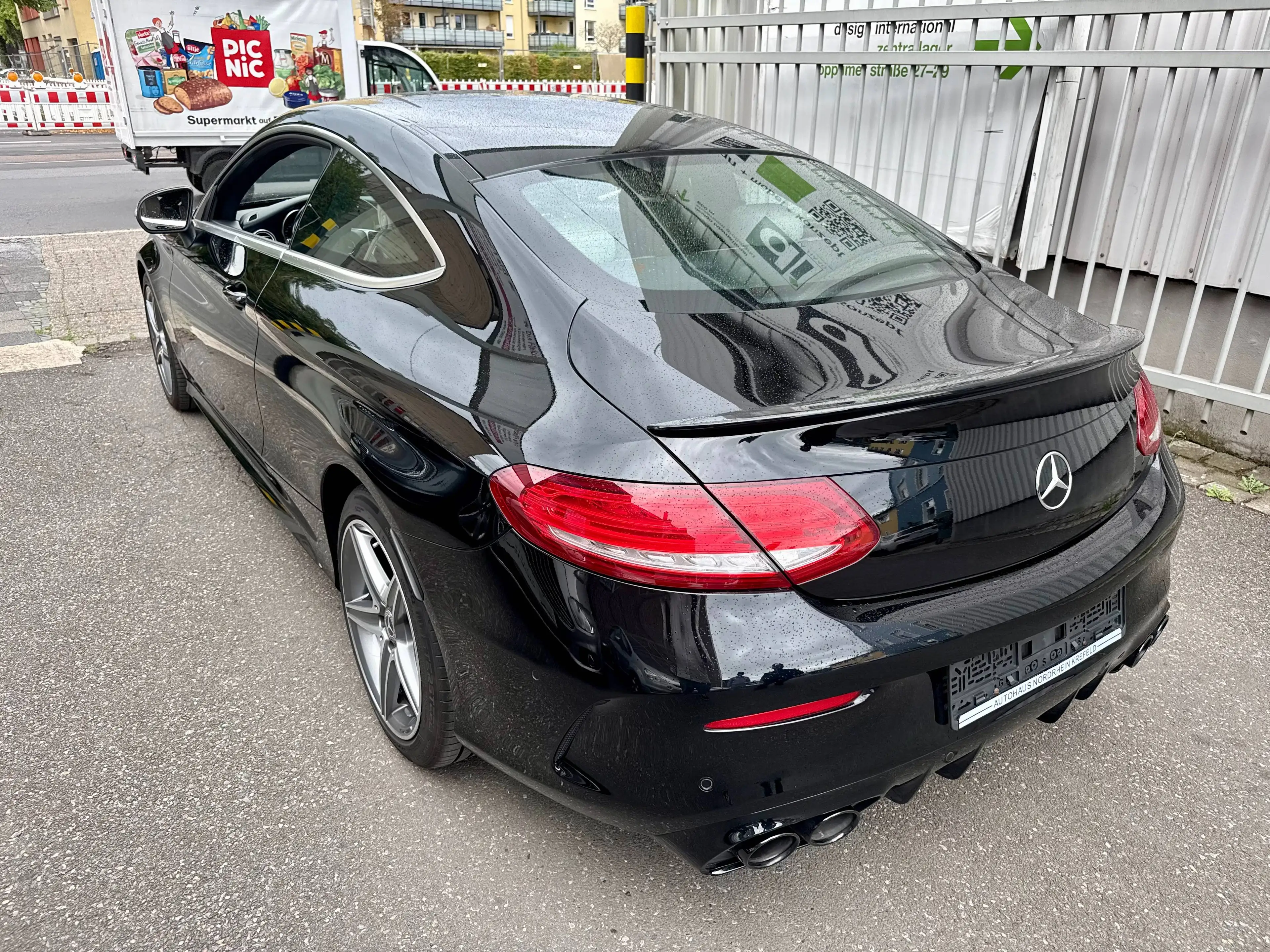 Mercedes-Benz C 250 C 250 AMG-Line Coupe Automatik 2.Hand — photo 4