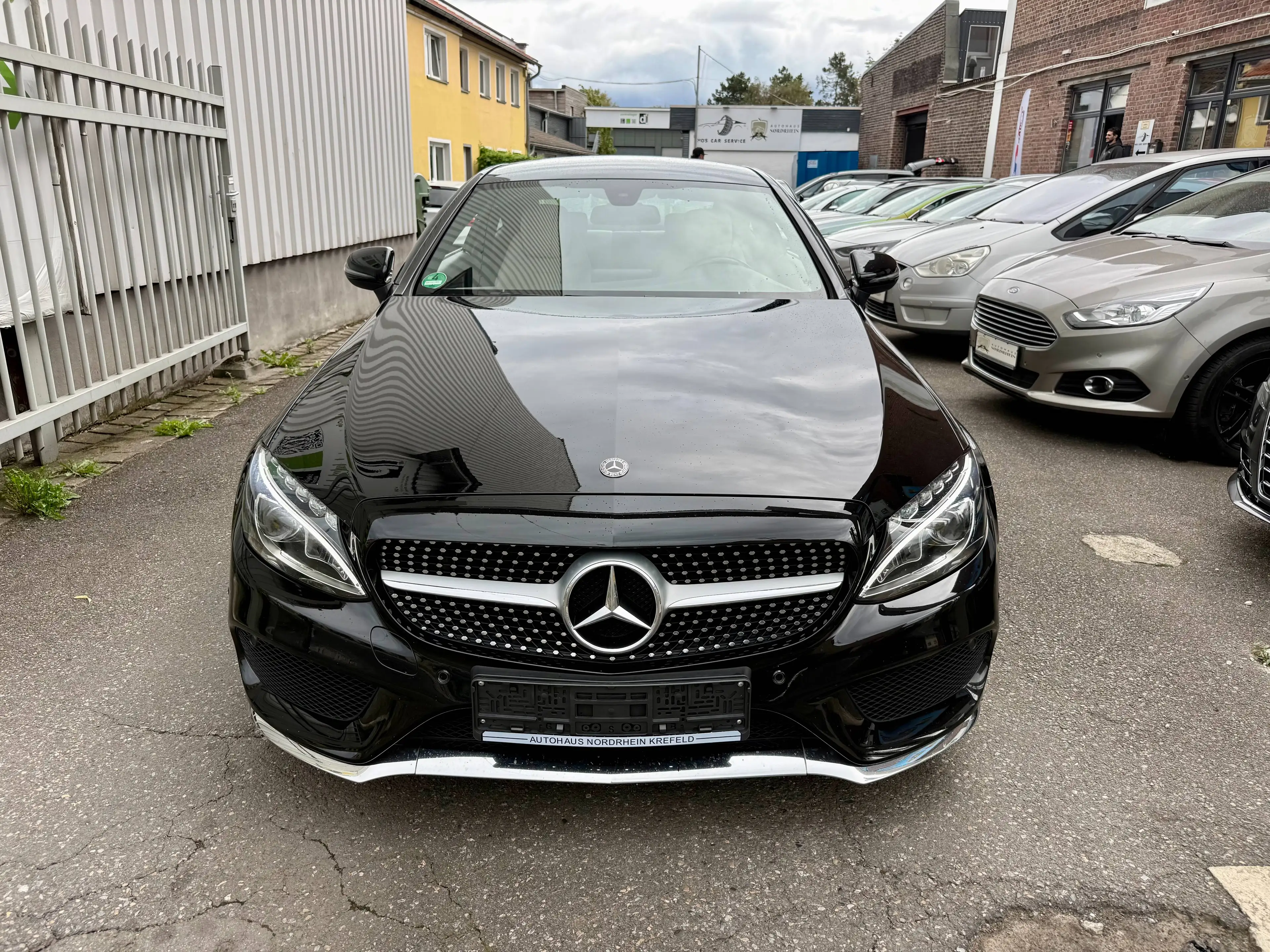 Mercedes-Benz C 250 C 250 AMG-Line Coupe Automatik 2.Hand — photo 2