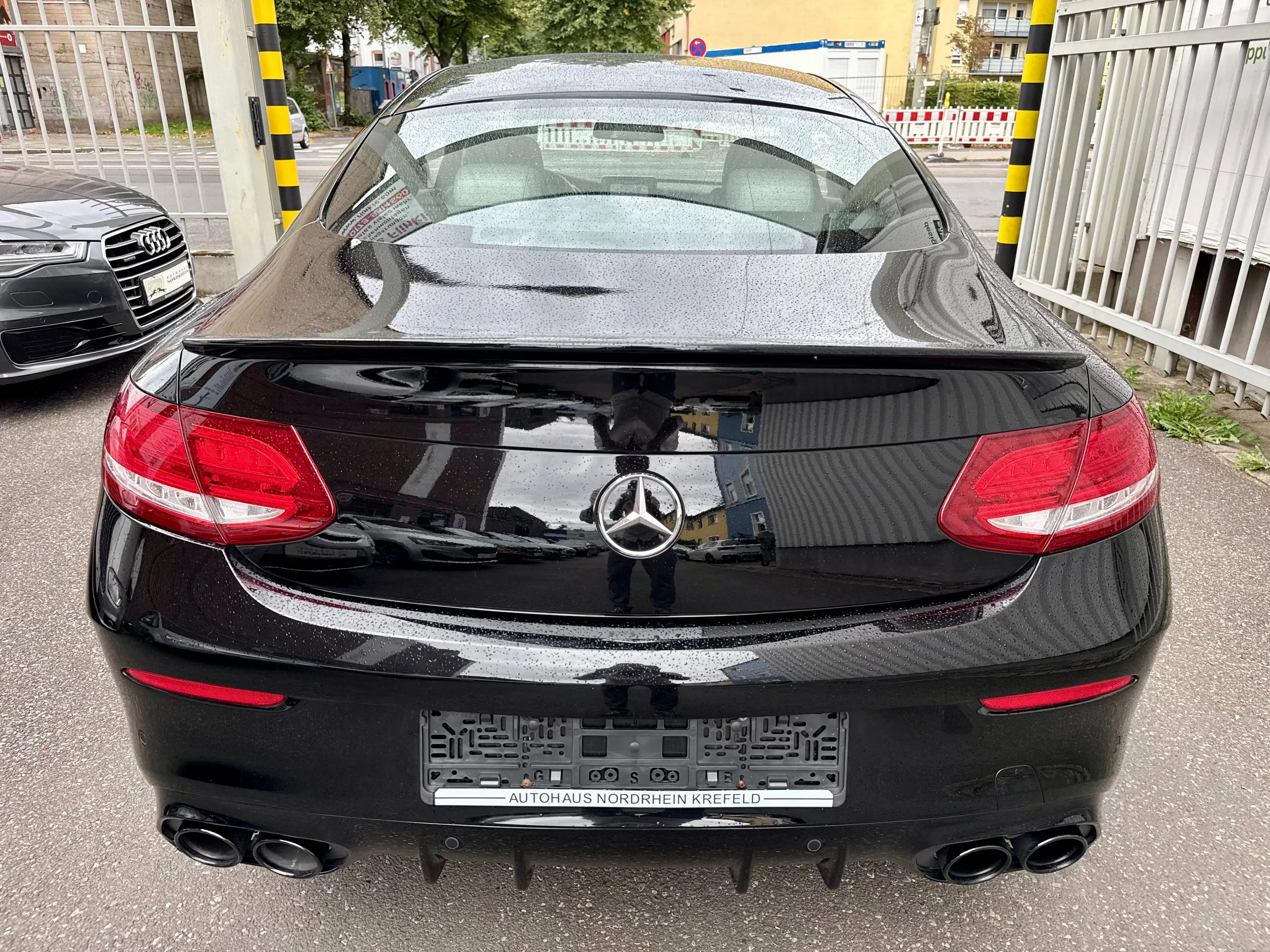 Mercedes-Benz C 250 C 250 AMG-Line Coupe Automatik 2.Hand — photo 5