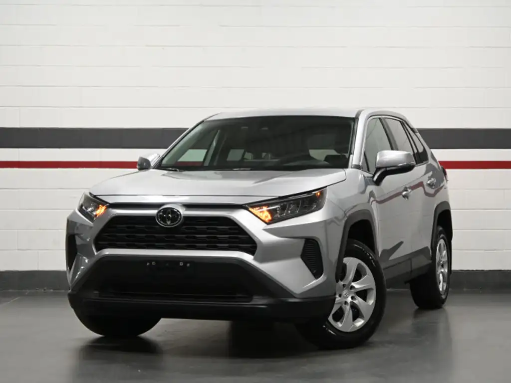 2024 Toyota RAV4 LE No Accident Radar Cruise Lane Assist Blind Spo