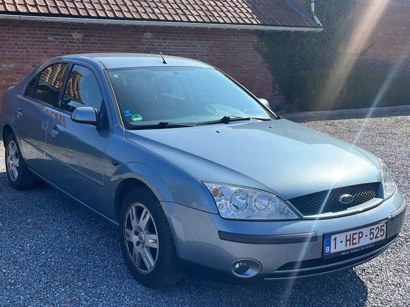 Ford Mondeo Mondeo 1.8 Trend Šedá - 2