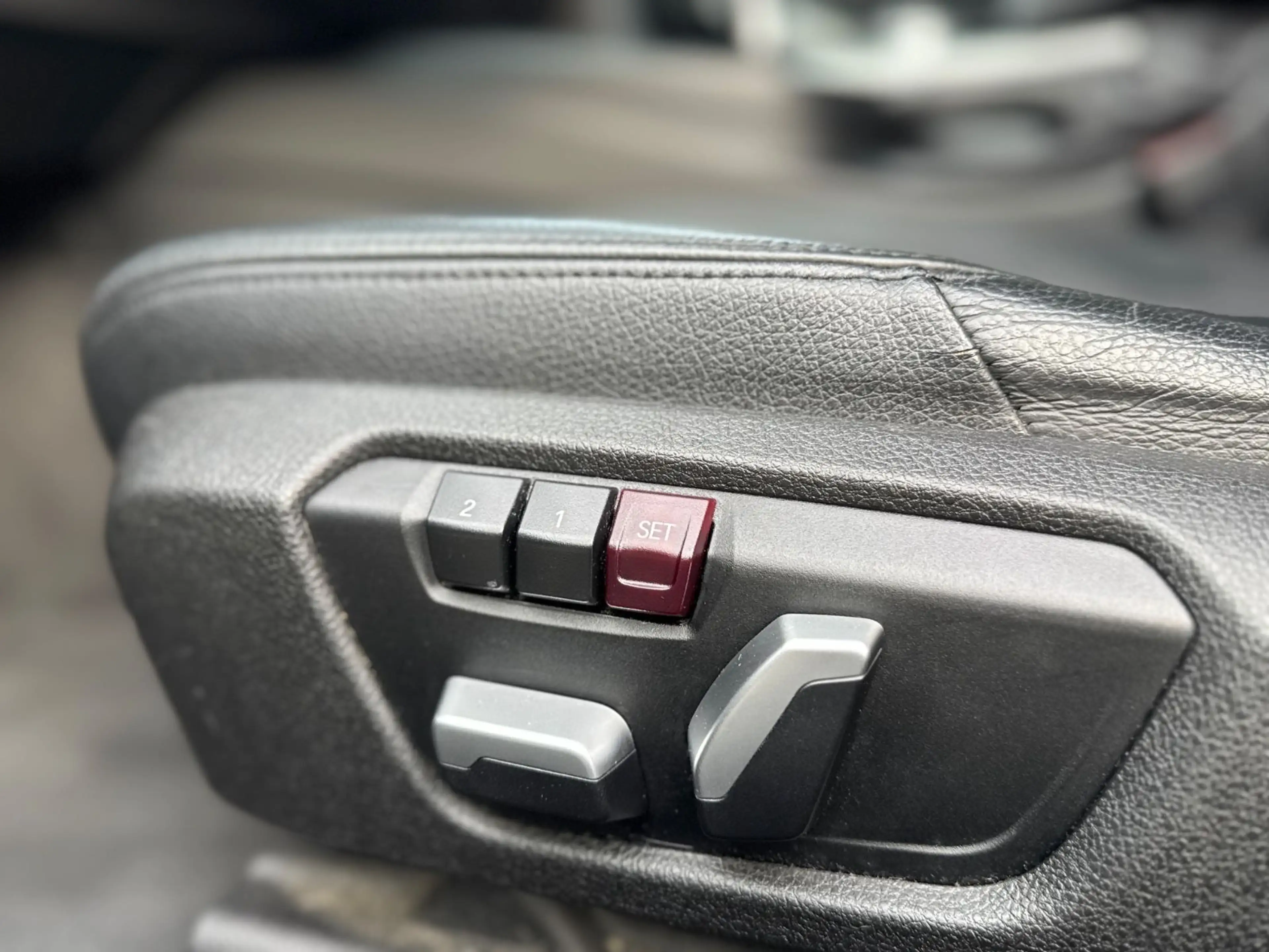 BMW 320 d Luxury Line/Head-Up/AppleCarPlay/360°Kamera — photo 14