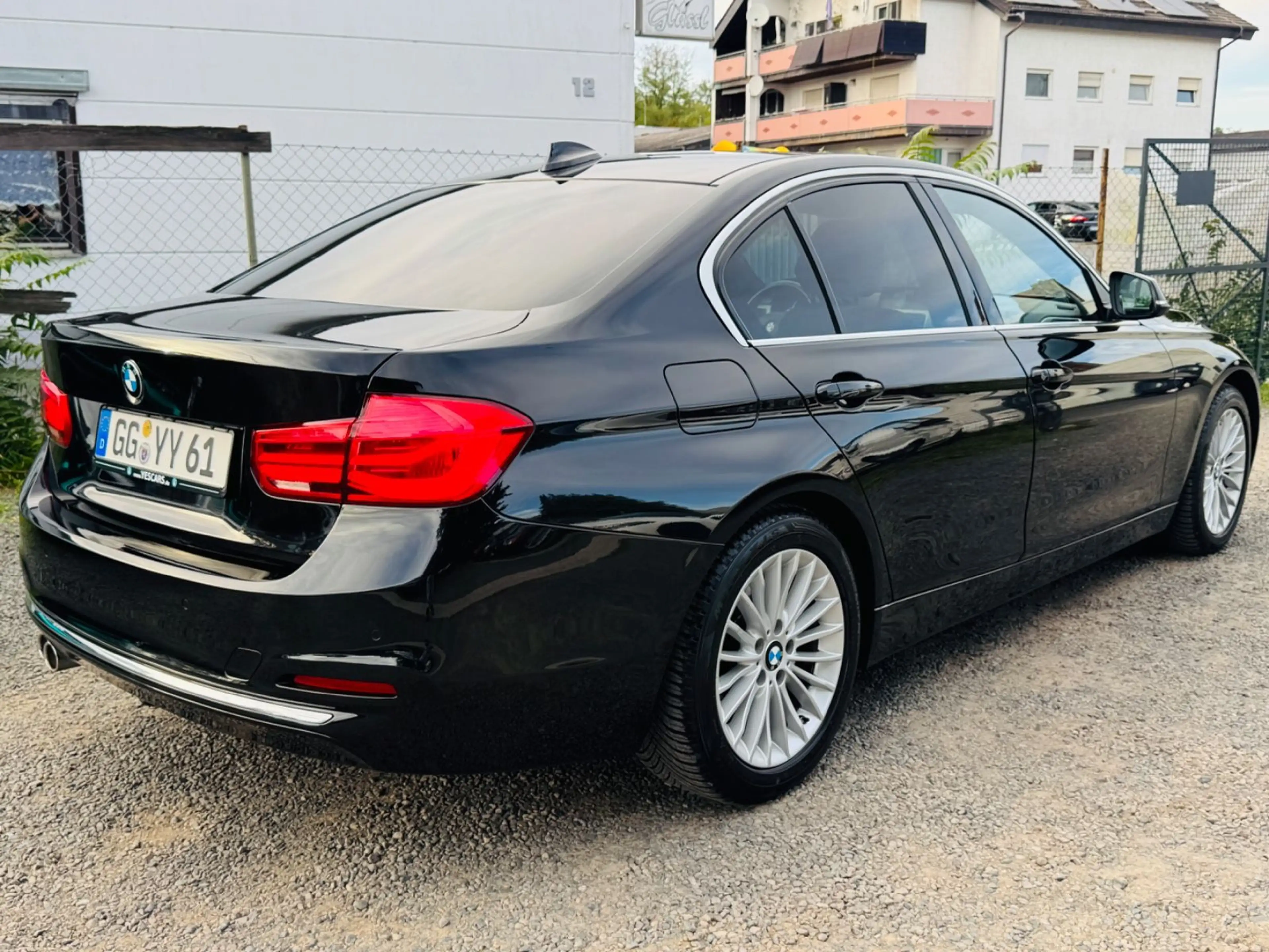 BMW 320 d Luxury Line/Head-Up/AppleCarPlay/360°Kamera — photo 6