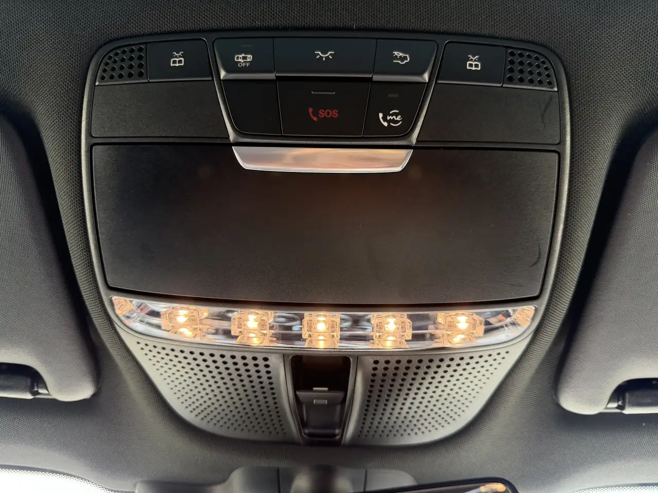 Mercedes-Benz GLC снимка Mercedes-Benz GLC