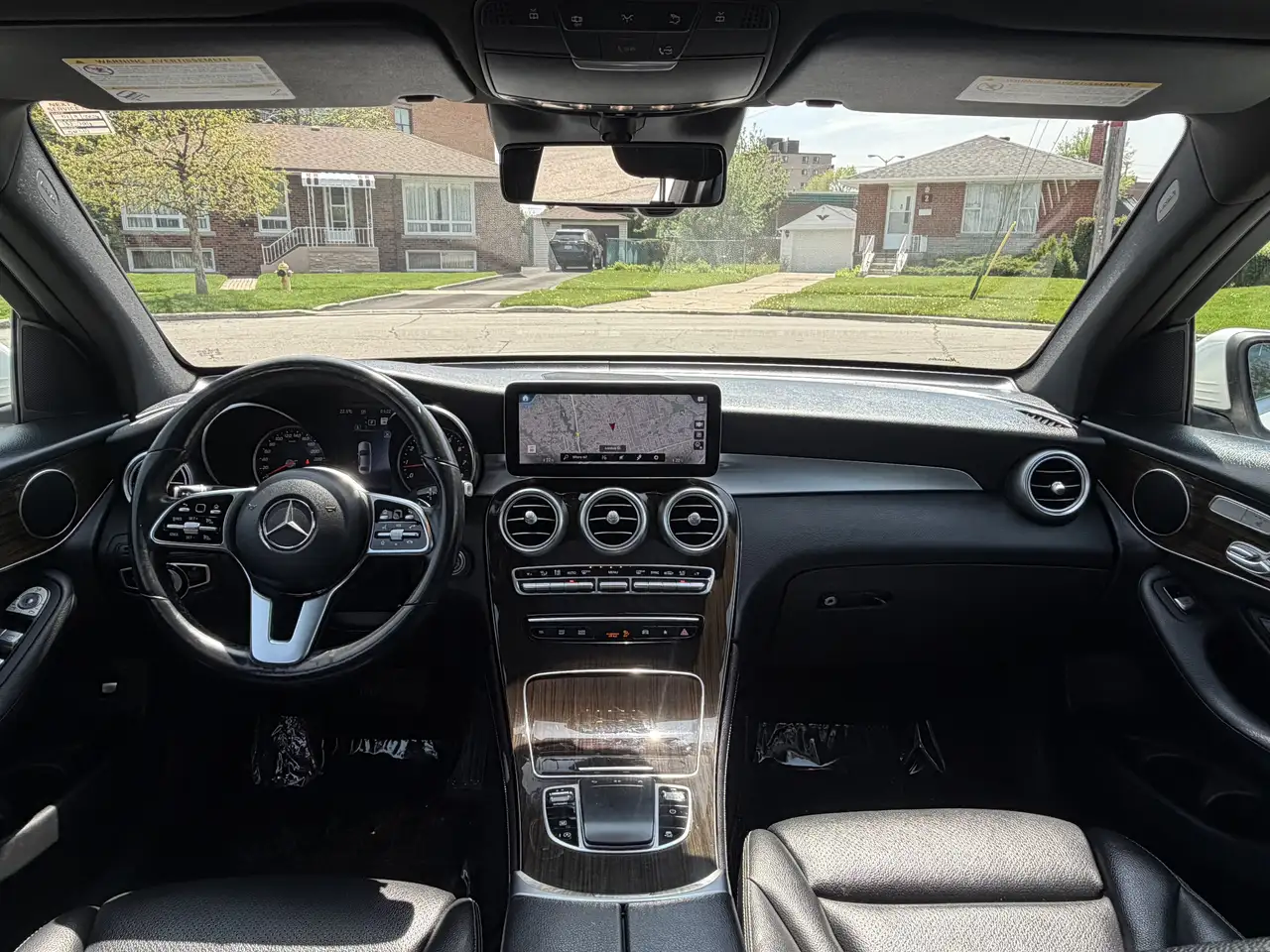 Mercedes-Benz GLC снимка Mercedes-Benz GLC