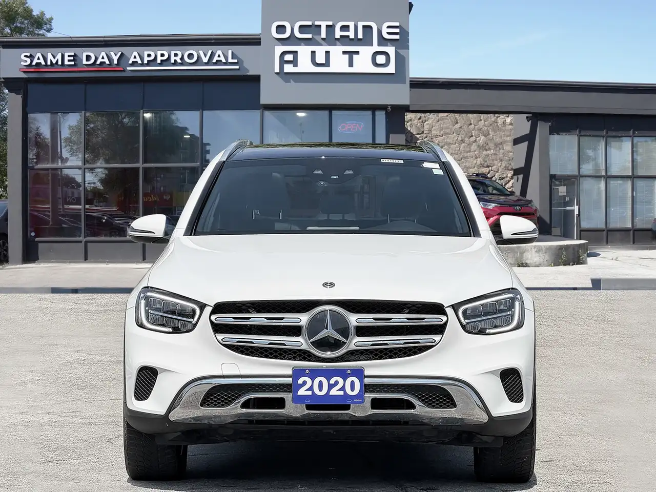 Mercedes-Benz GLC снимка Mercedes-Benz GLC