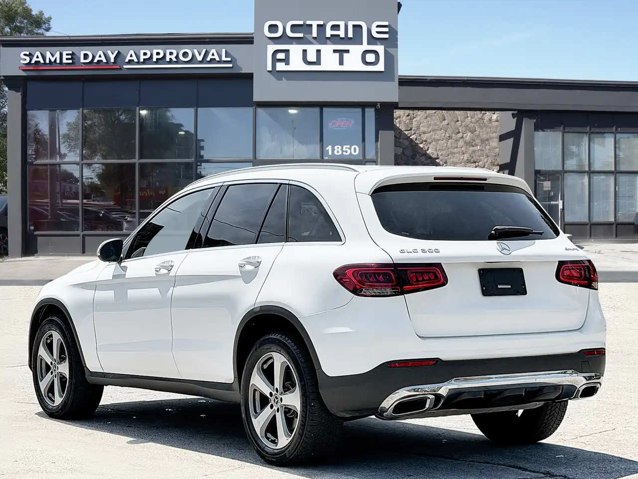 Mercedes-Benz GLC снимка Mercedes-Benz GLC