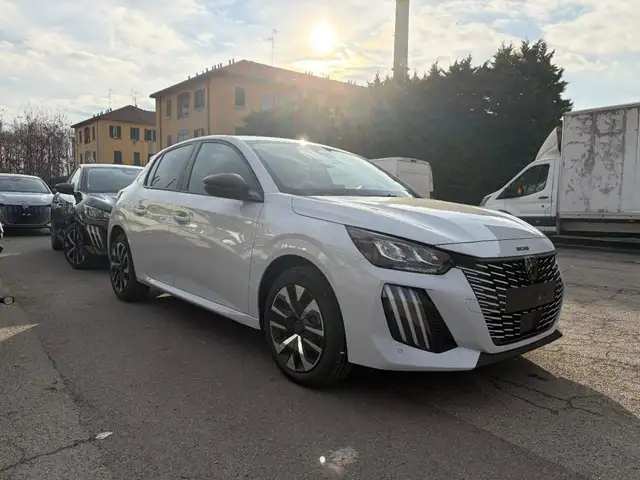 Peugeot 208 view 7