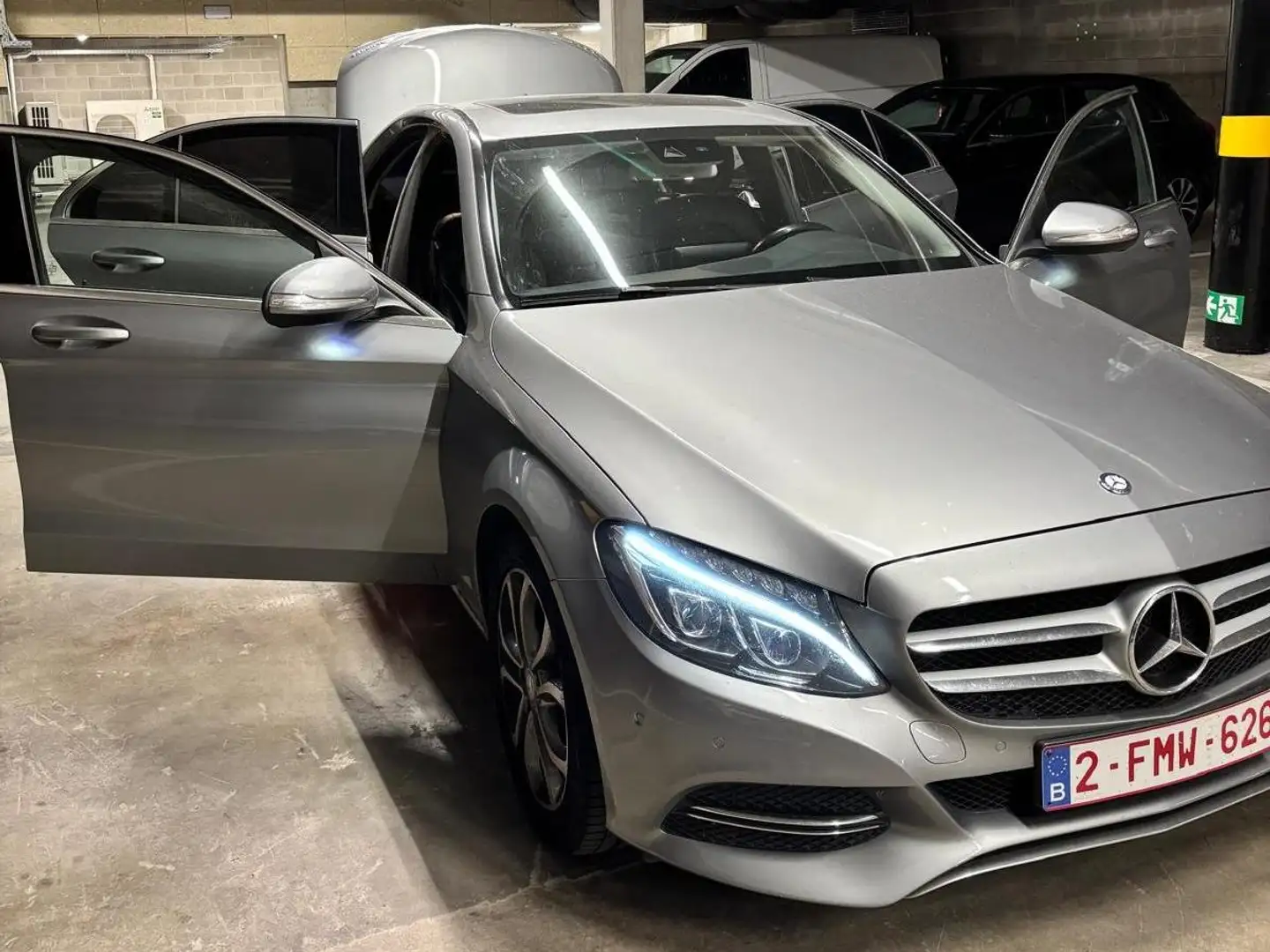 Mercedes-Benz 220 Grijs - 2