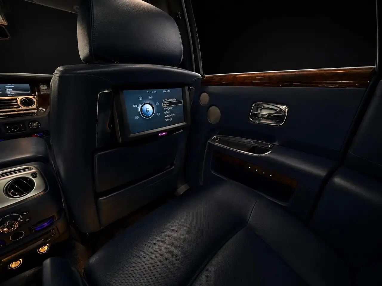 Rolls-Royce Ghost photo Rolls-Royce Ghost