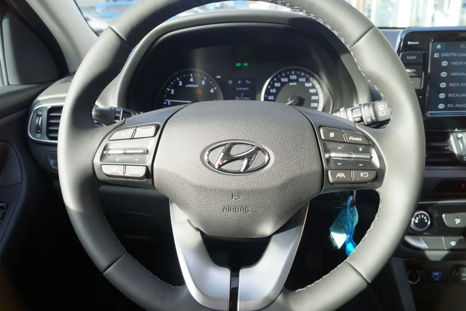 Hyundai i30 Wagon 1.0 T-GDI iMT 48V Select Grigio - 2