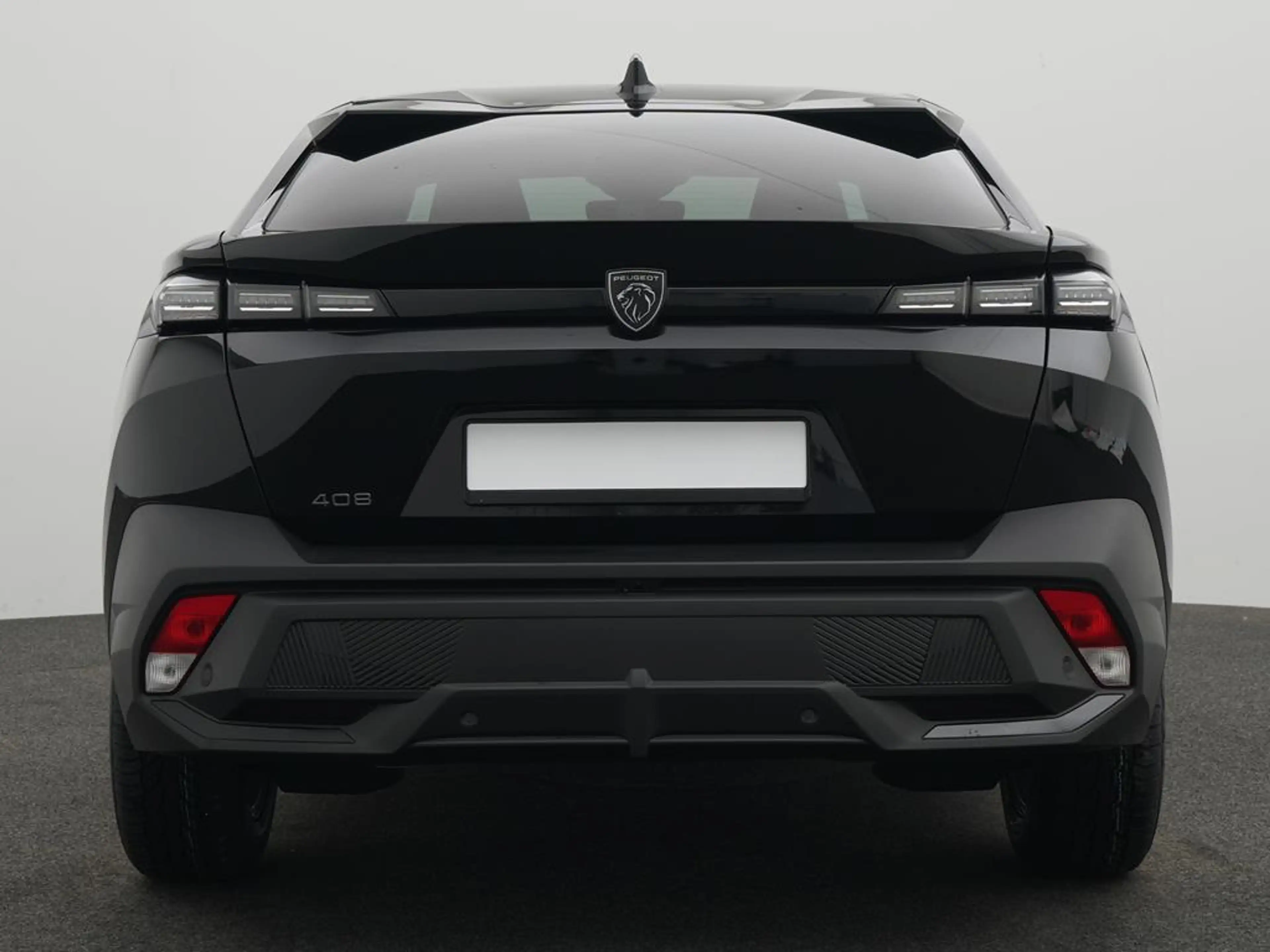 Peugeot 408 Allure Business HYBRID 145 e-DSC6 — photo 4