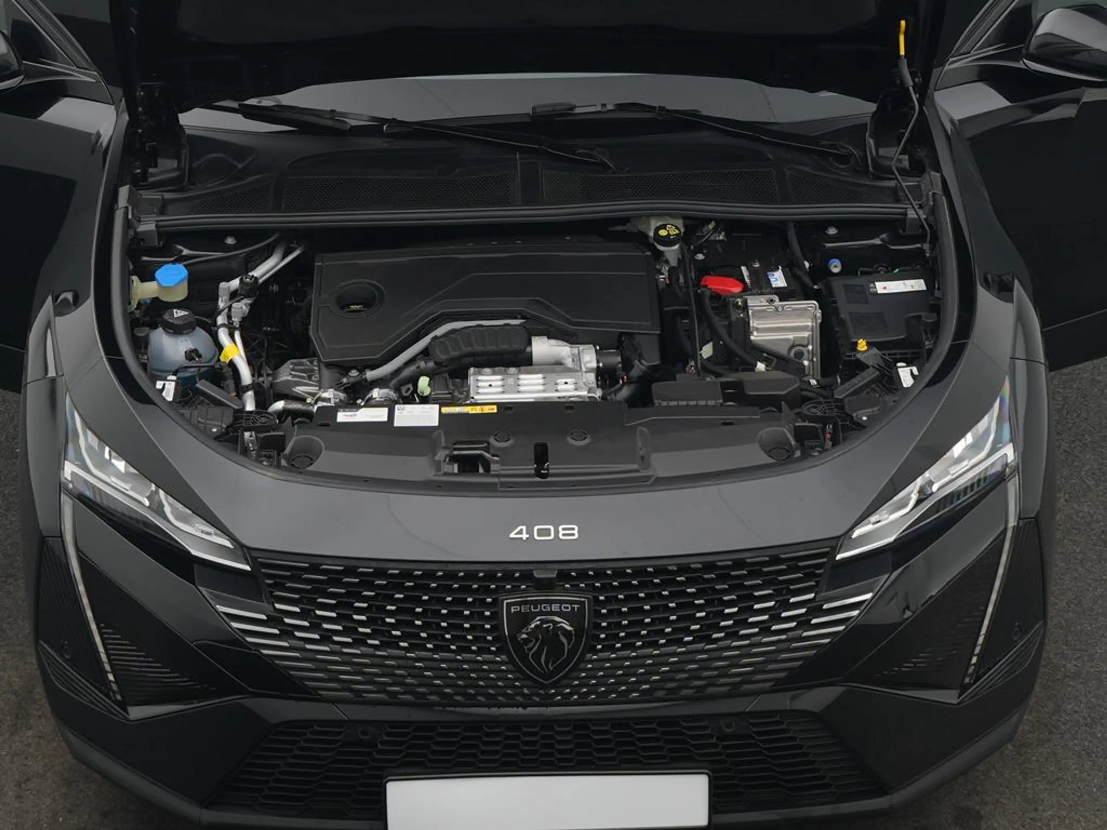Peugeot 408 Allure Business HYBRID 145 e-DSC6 — photo 8