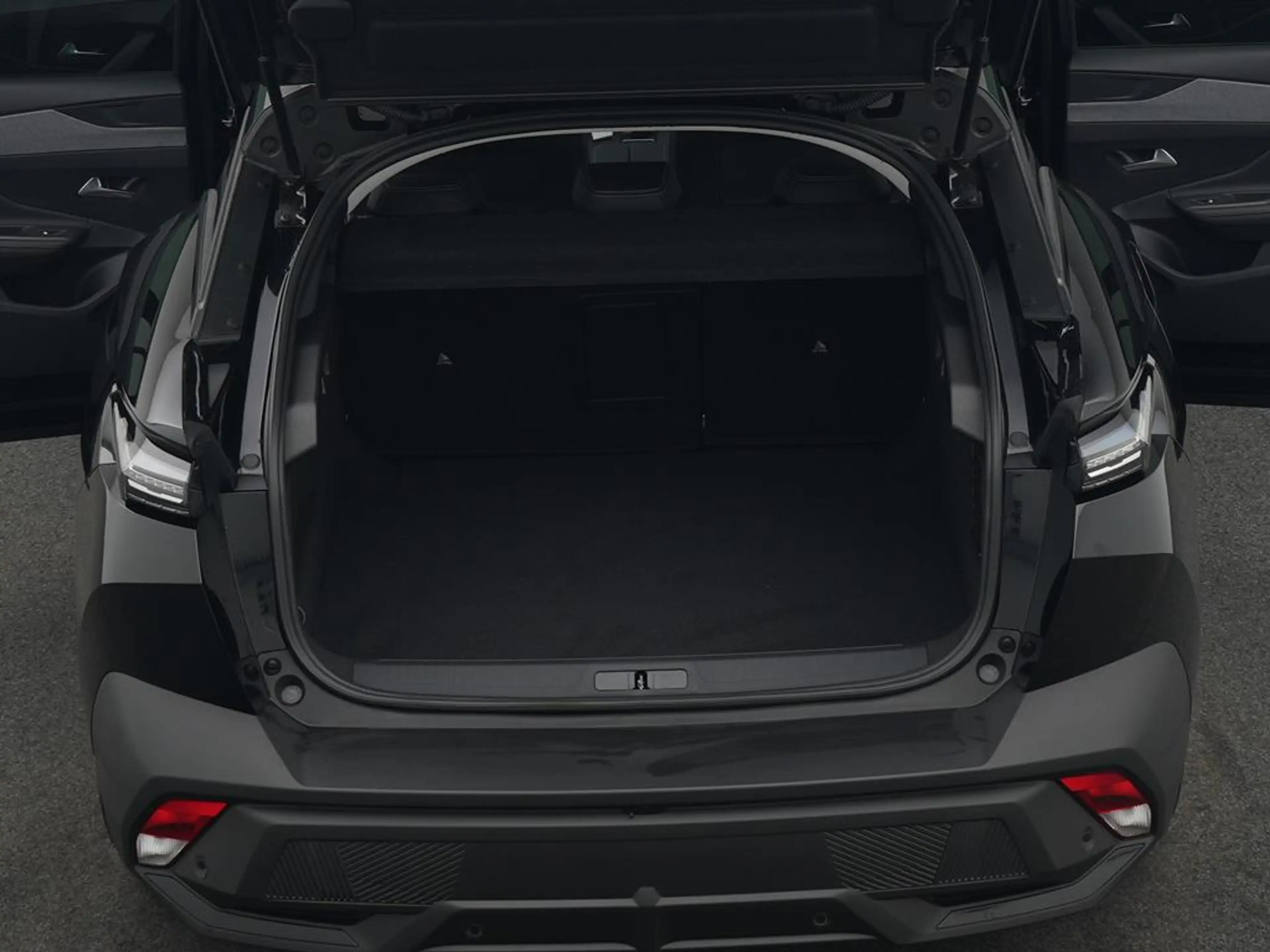 Peugeot 408 Allure Business HYBRID 145 e-DSC6 — photo 9