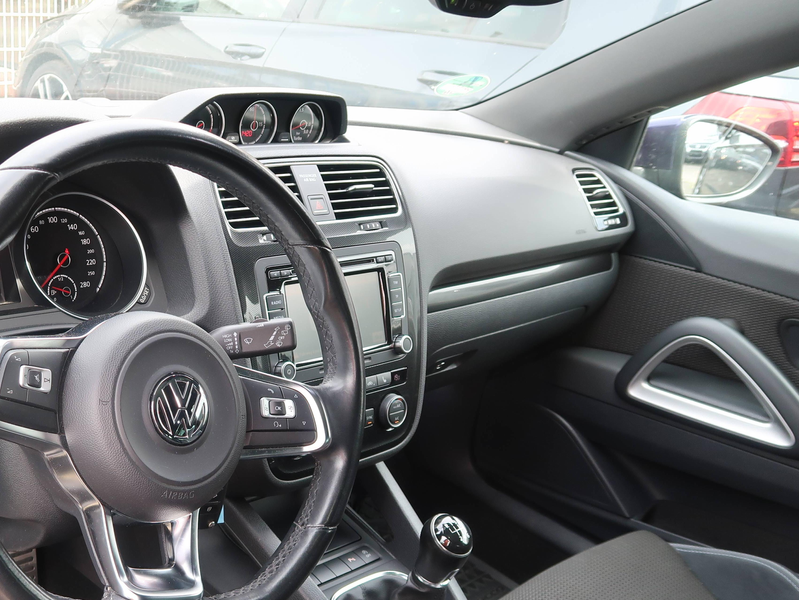 Volkswagen Scirocco 2.0 BMT/Start-Stopp Klima Pano — photo 9
