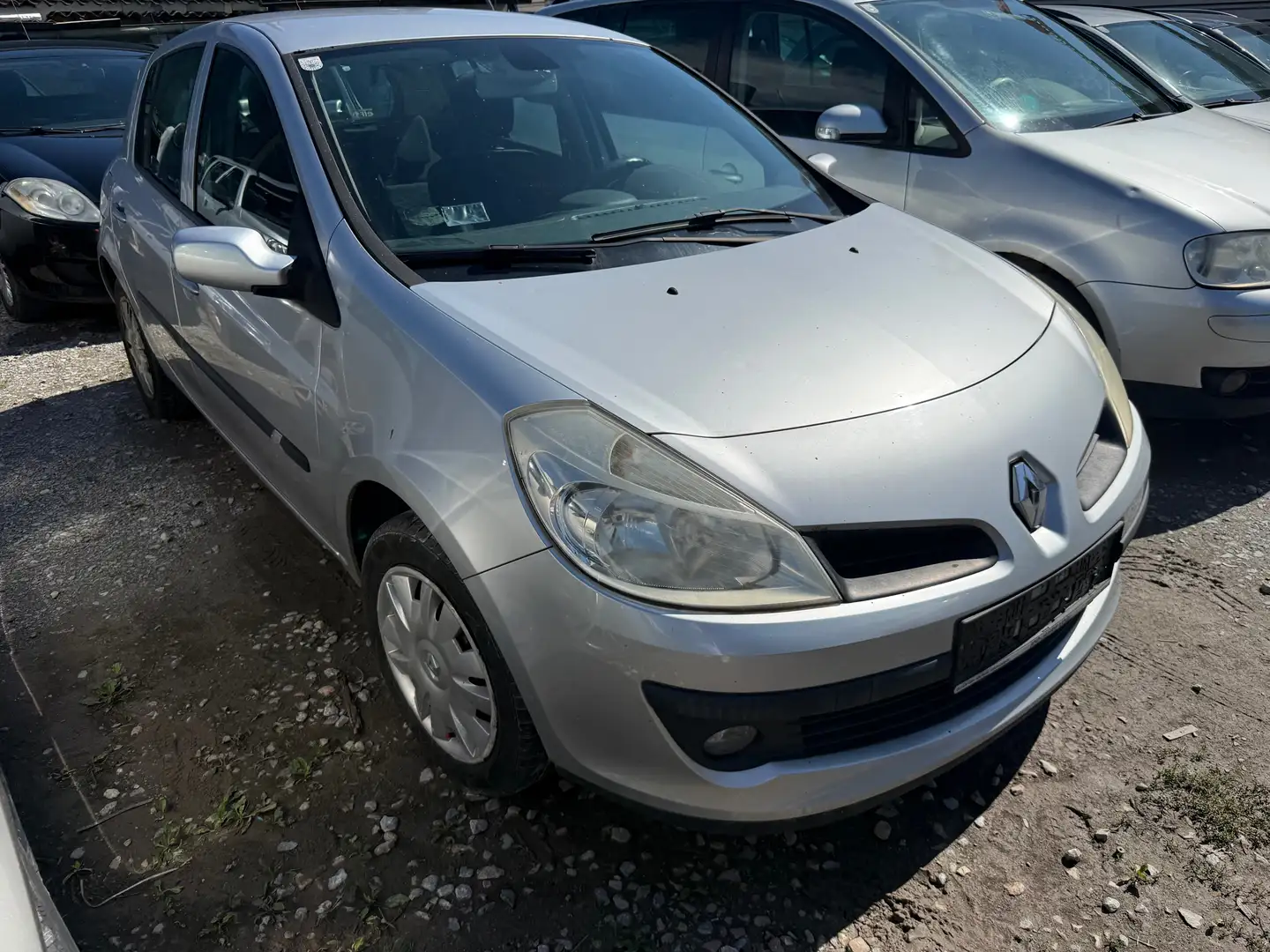 Renault Clio Clio 1.2 16V Authentique - 2