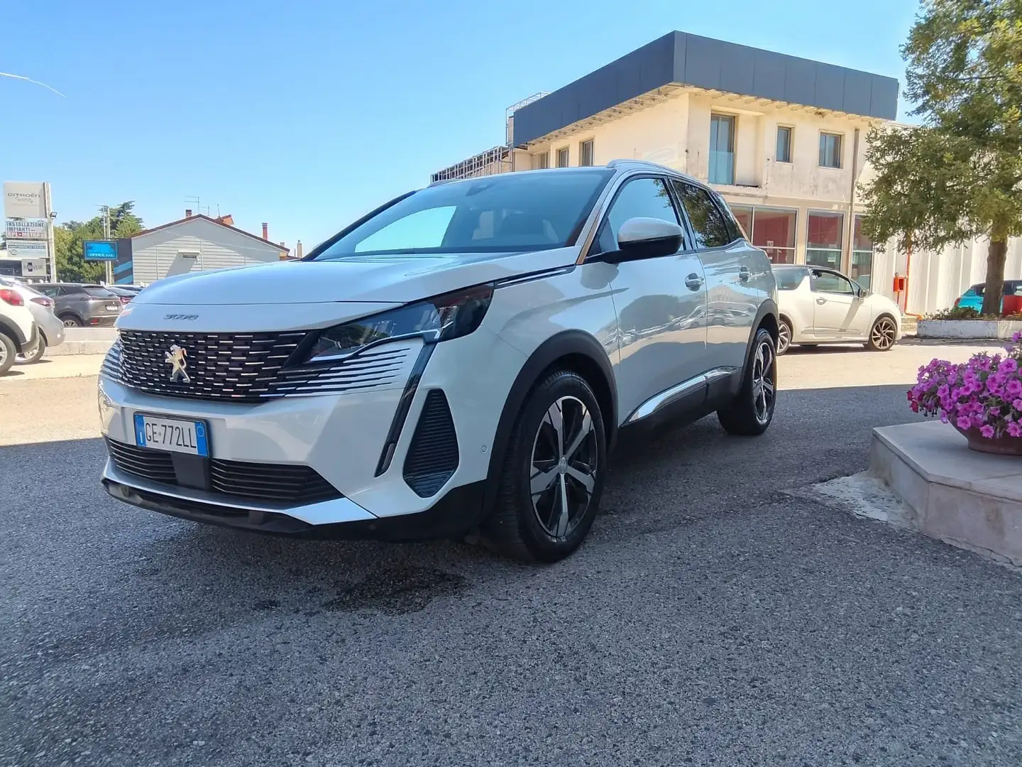 Peugeot 3008 3008 II 2021 1.5 bluehdi Allure Pack s Bianco - 2