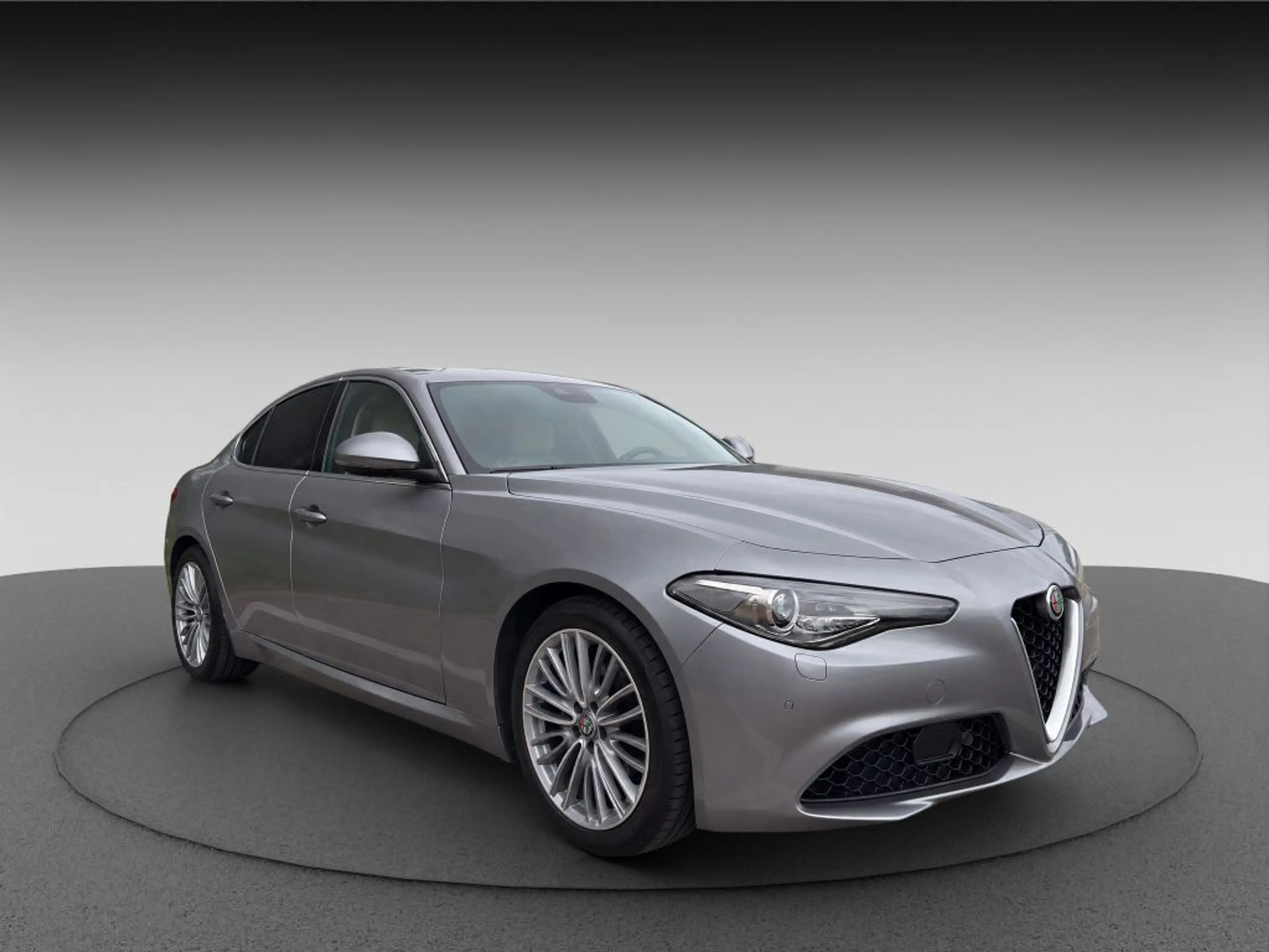 Alfa Romeo Giulia GIULIA LUSSO RENTNER FZG TOP ZUSTAND SCHECKHEFT — photo 2