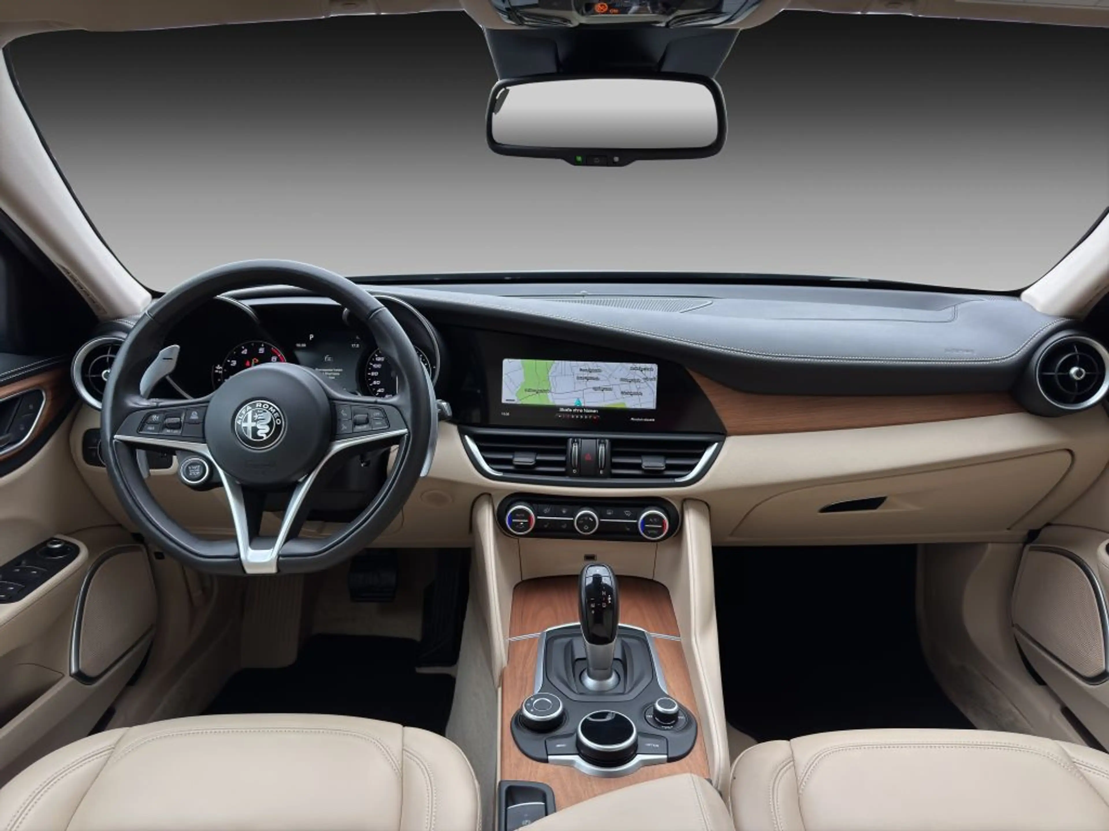 Alfa Romeo Giulia GIULIA LUSSO RENTNER FZG TOP ZUSTAND SCHECKHEFT — photo 9