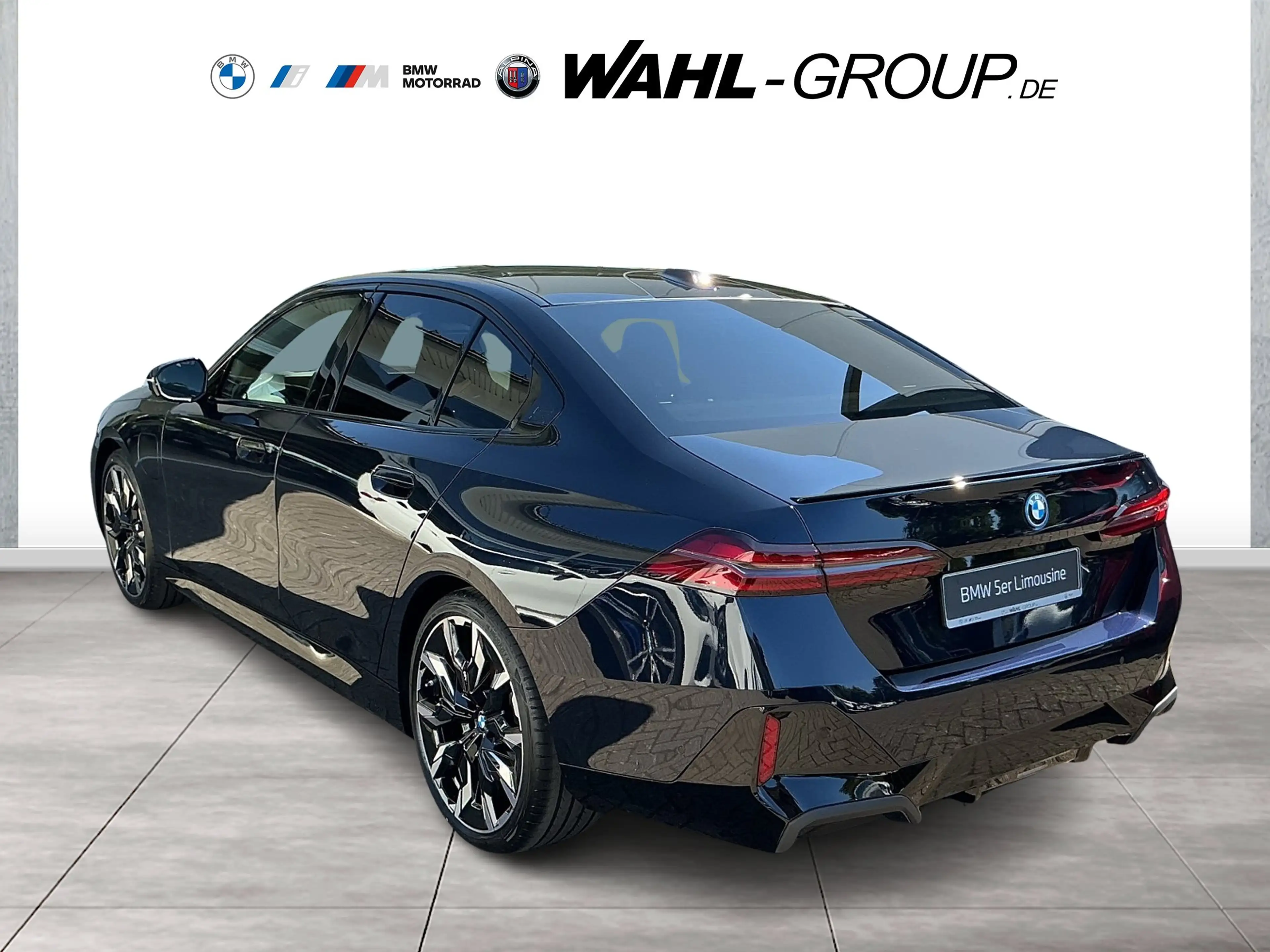 BMW 550 e xDrive M Sport Pro Panorama Innovation AHK LiveC — photo 8